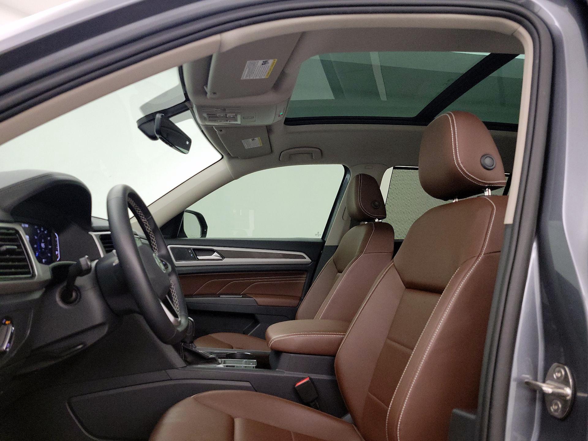 Thumbnail: 2023 Volkswagen Atlas - 18