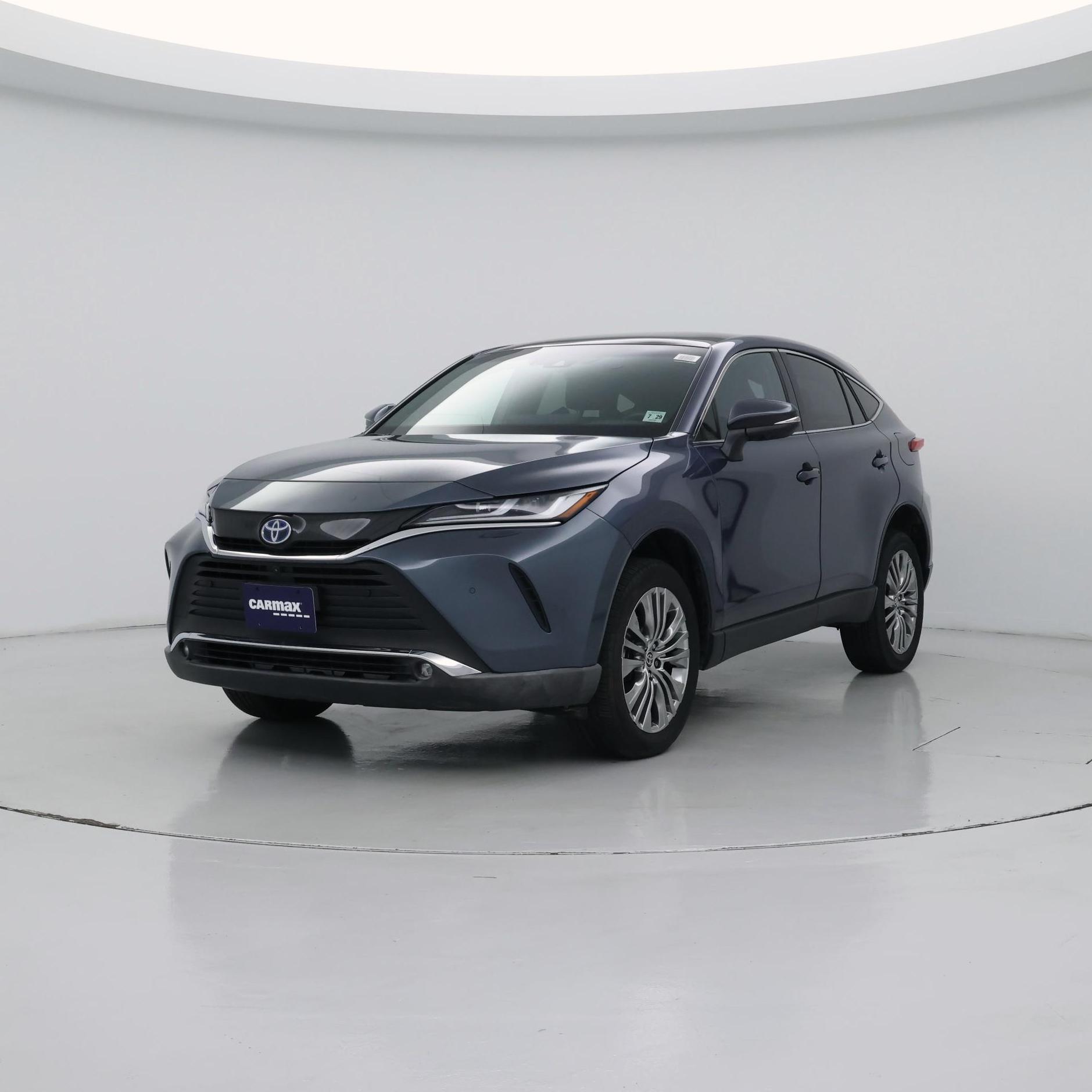 Thumbnail: 2024 Toyota Venza - 4