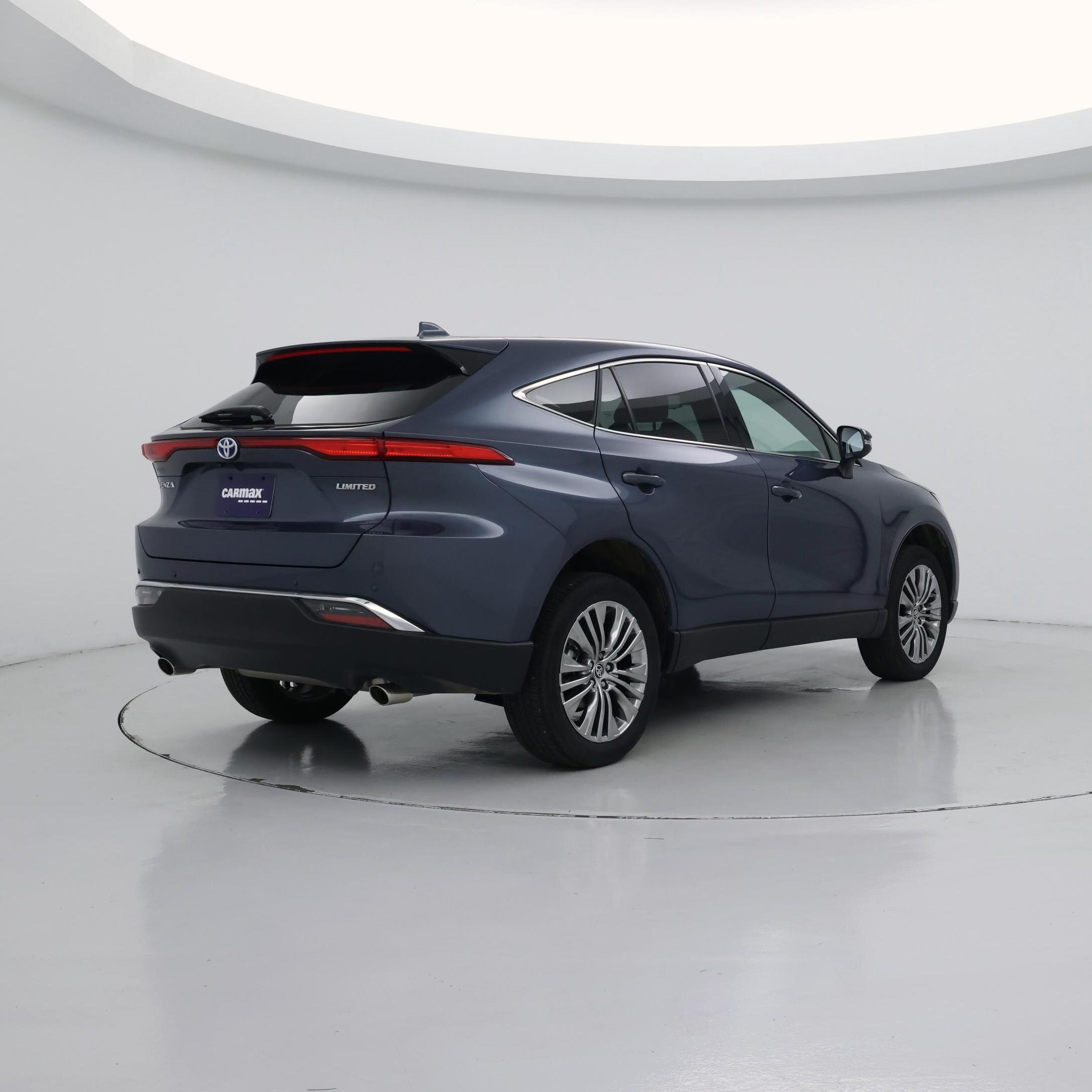 Thumbnail: 2024 Toyota Venza - 8