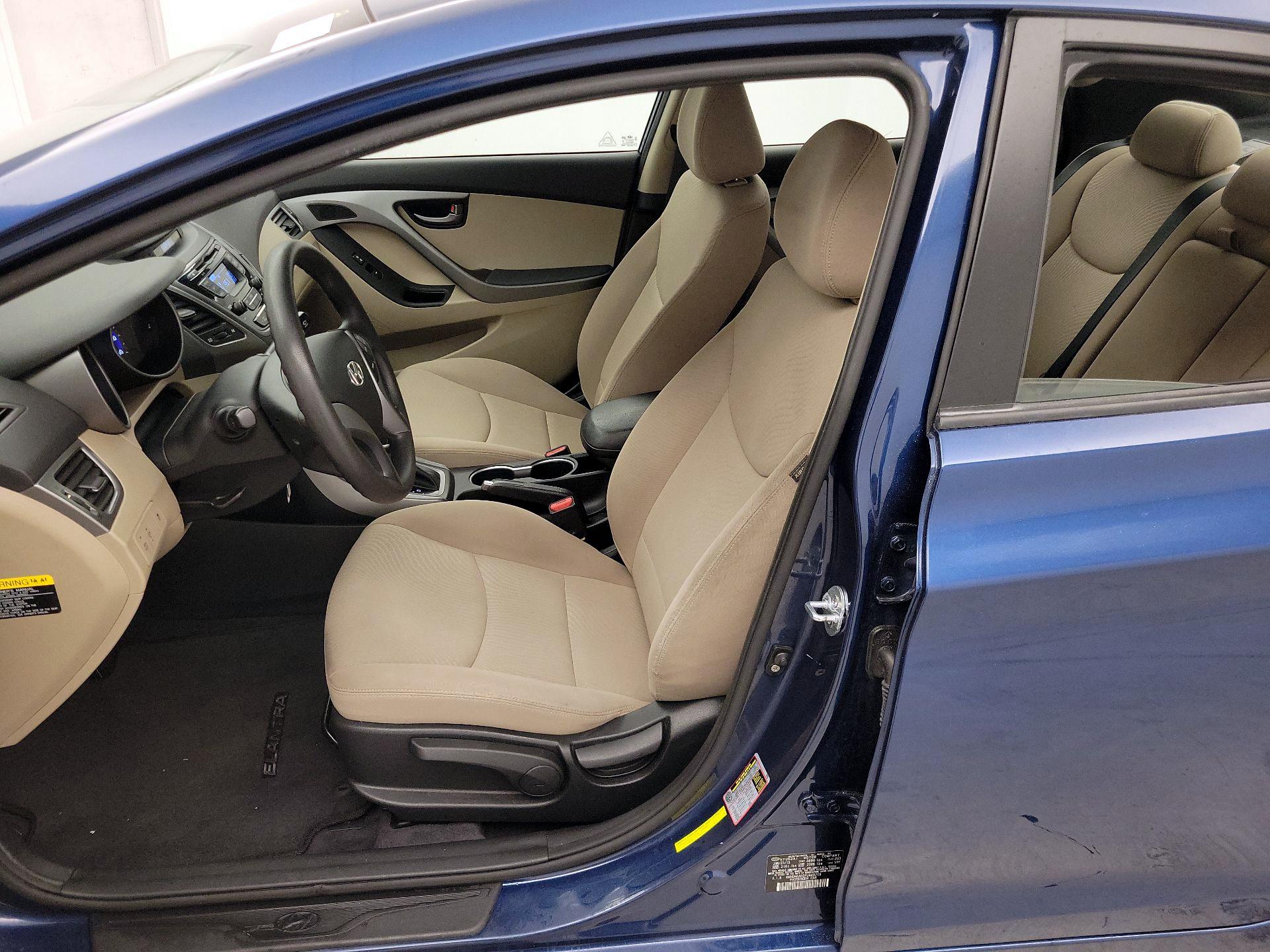 Thumbnail: 2015 Hyundai Elantra - 11