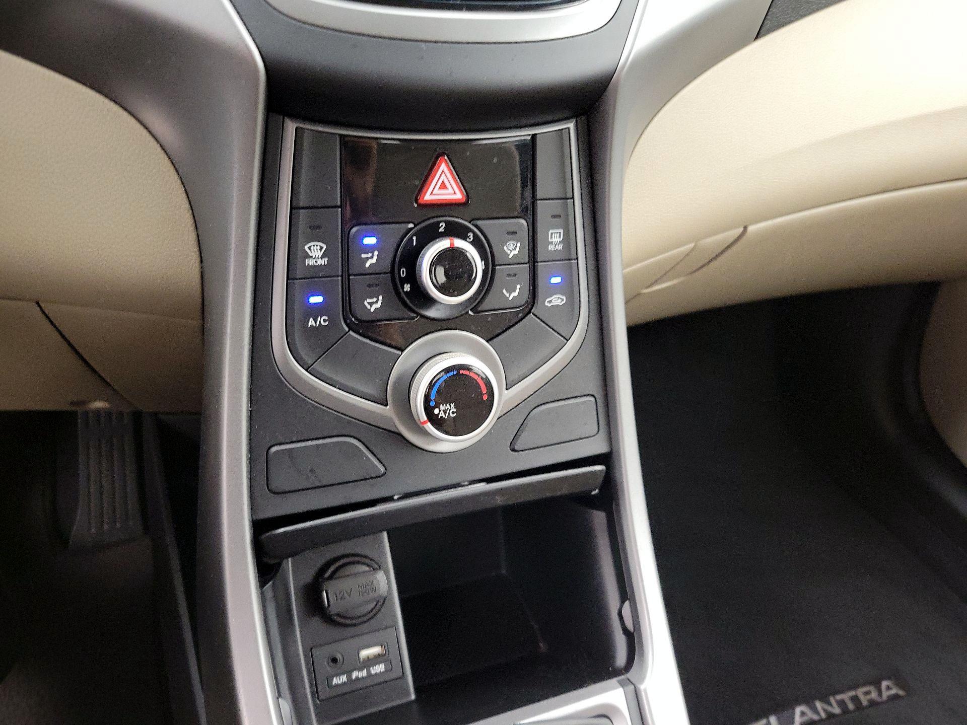 Thumbnail: 2015 Hyundai Elantra - 15