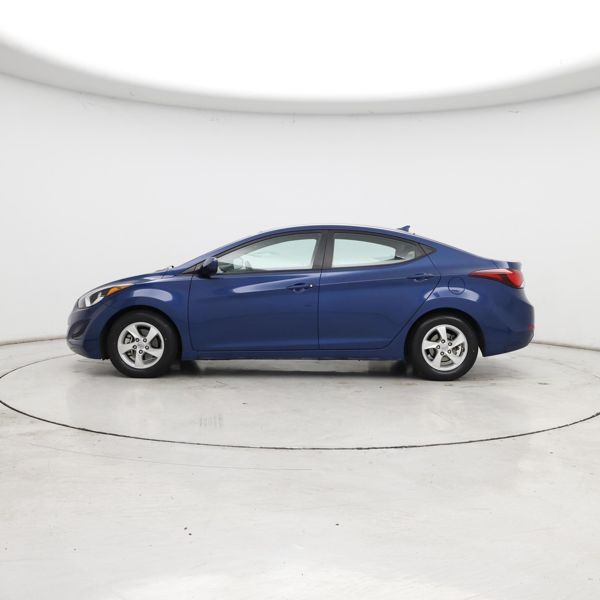 Thumbnail: 2015 Hyundai Elantra - 3