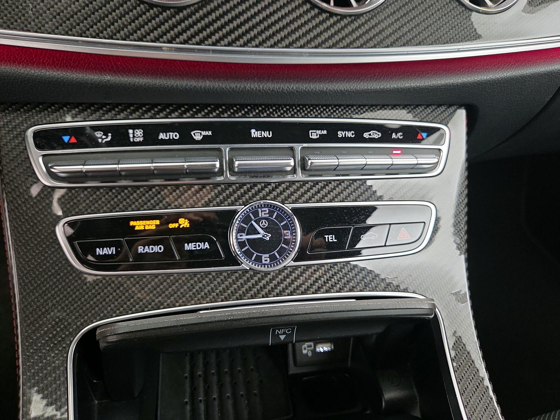 Thumbnail: 2019 Mercedes-Benz E-Class - 17