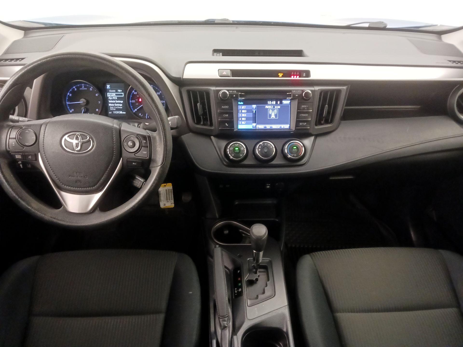 Thumbnail: 2018 Toyota RAV4 - 9