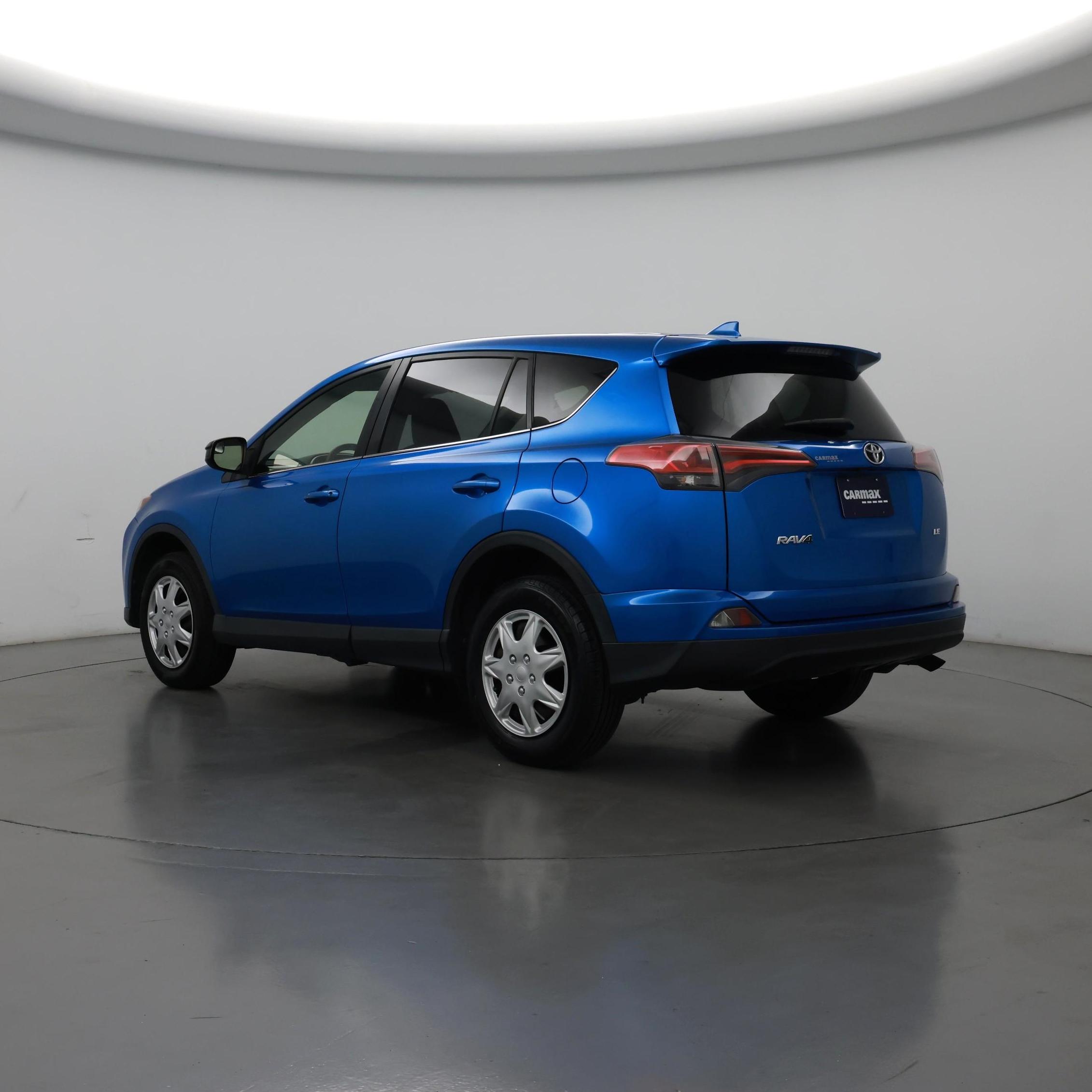 Thumbnail: 2018 Toyota RAV4 - 2