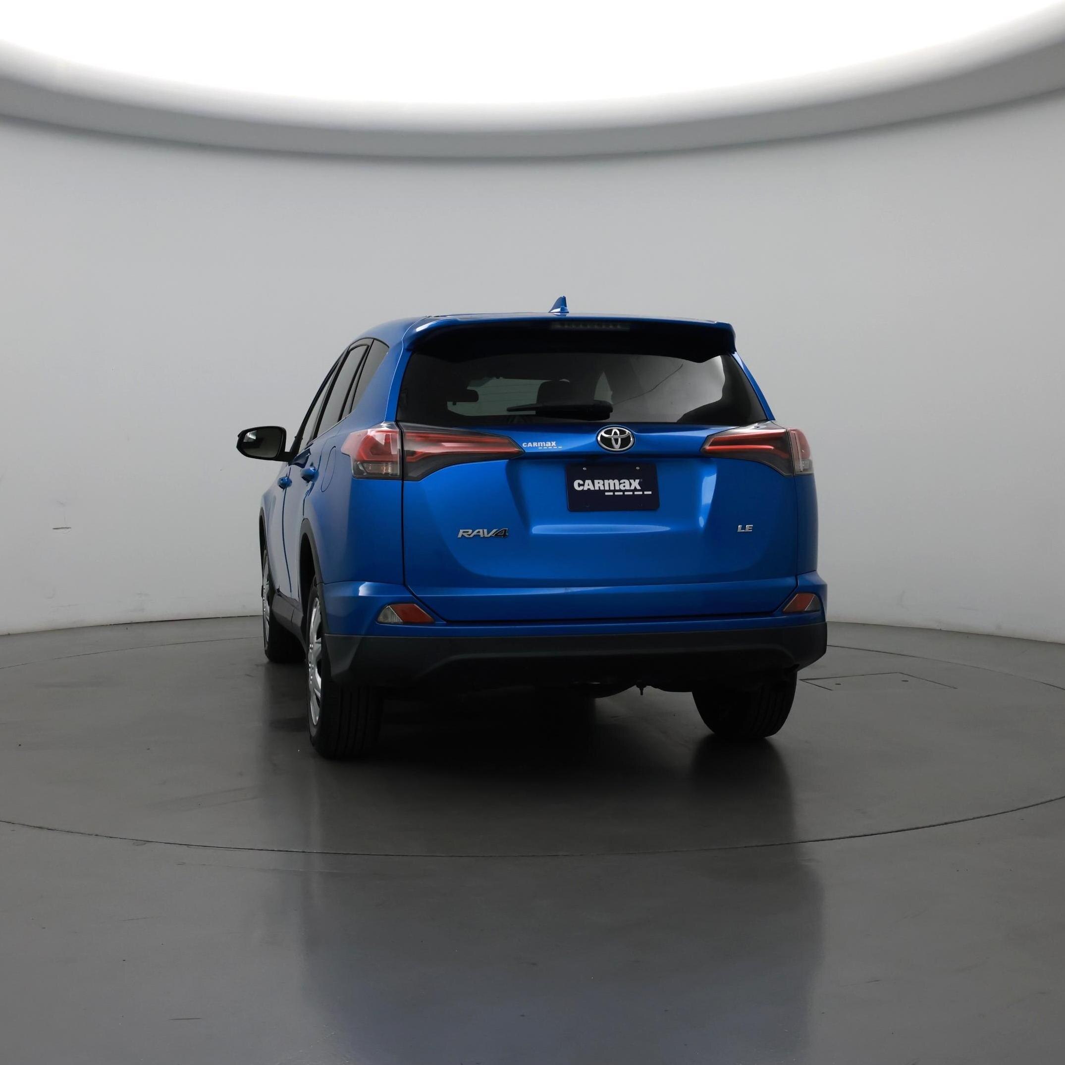 Thumbnail: 2018 Toyota RAV4 - 6