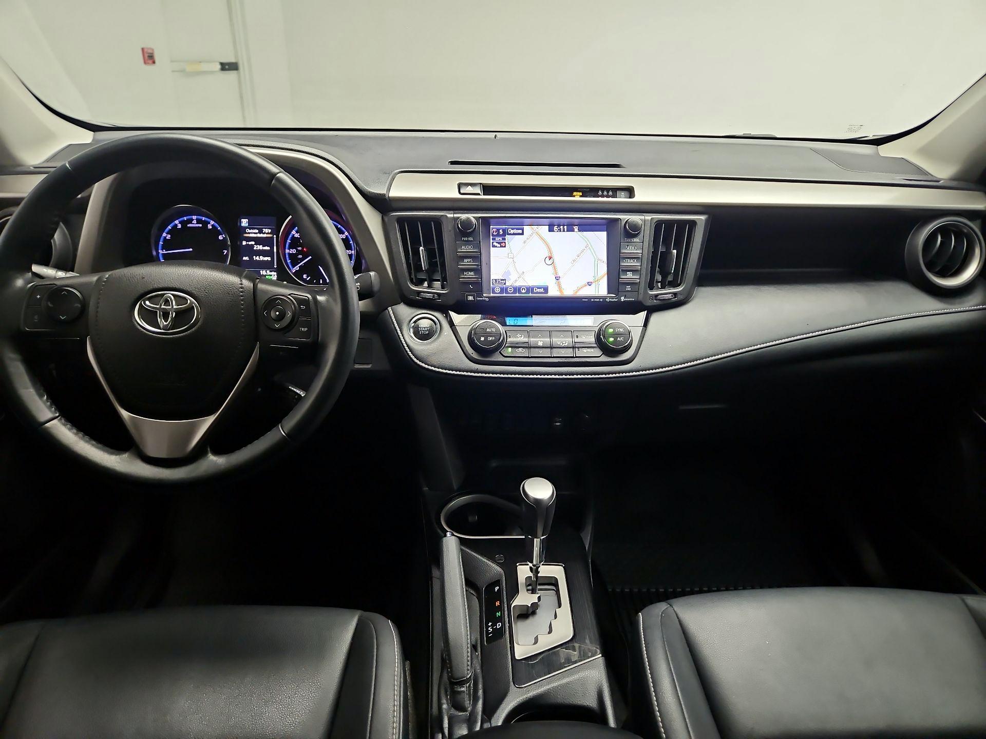 Thumbnail: 2018 Toyota RAV4 - 8
