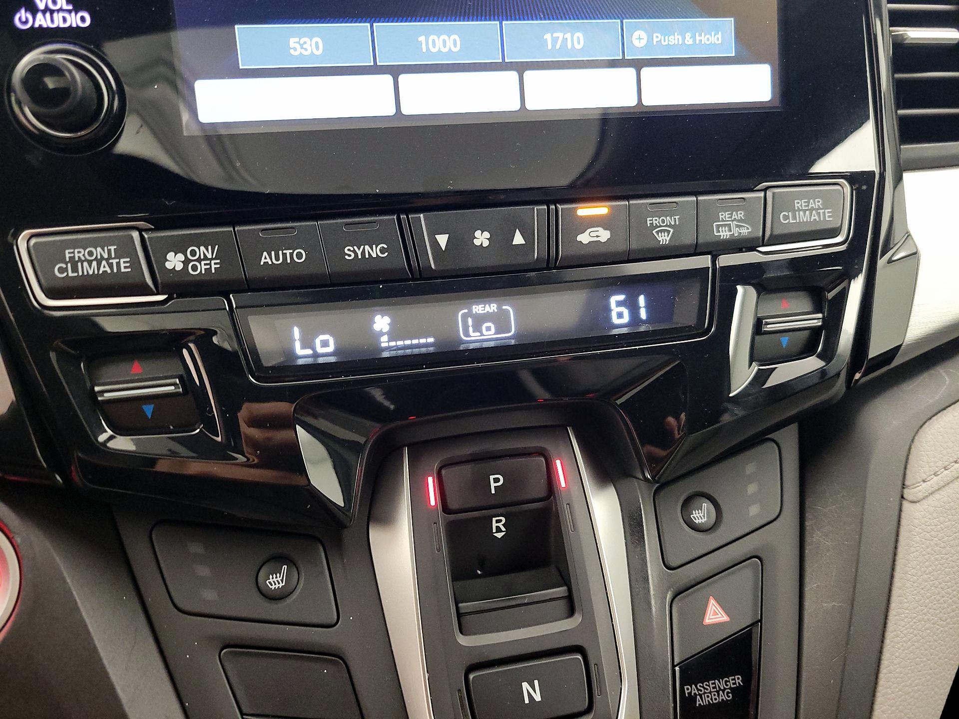 Thumbnail: 2019 Honda Odyssey - 16