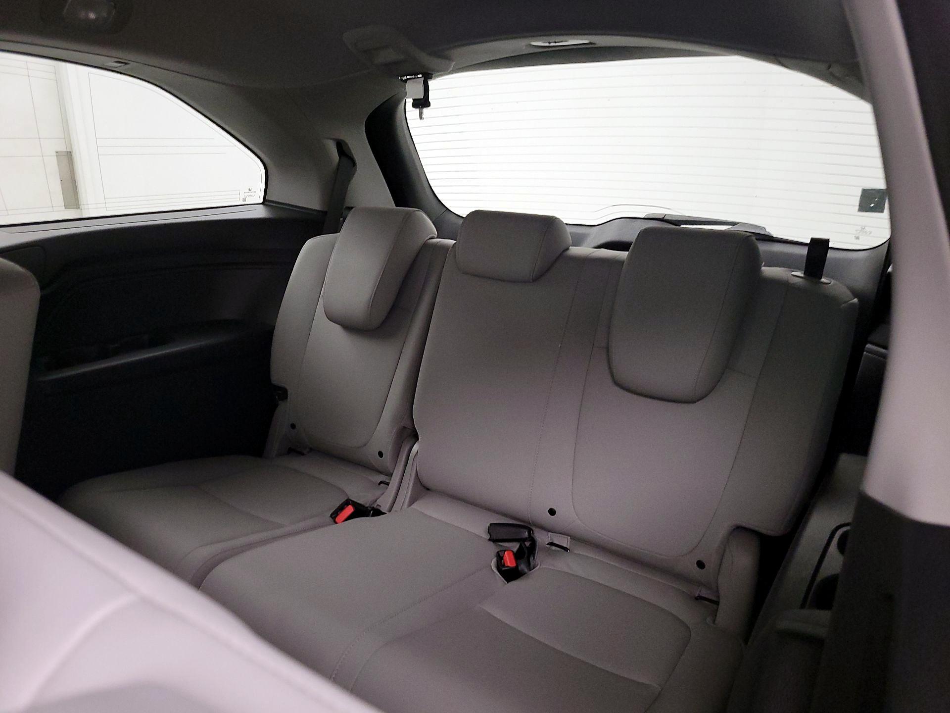 Thumbnail: 2019 Honda Odyssey - 20