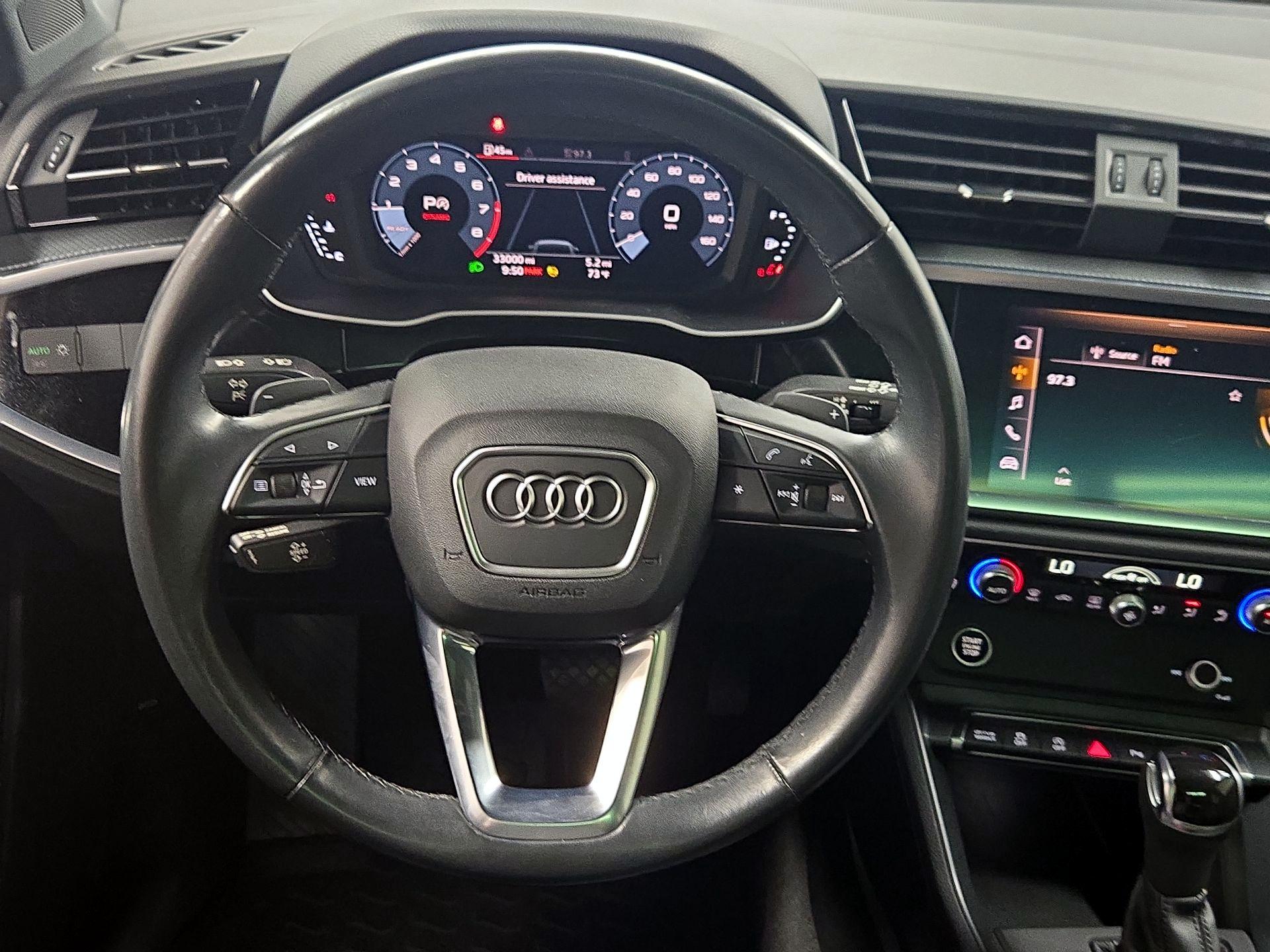 Thumbnail: 2021 Audi Q3 - 10