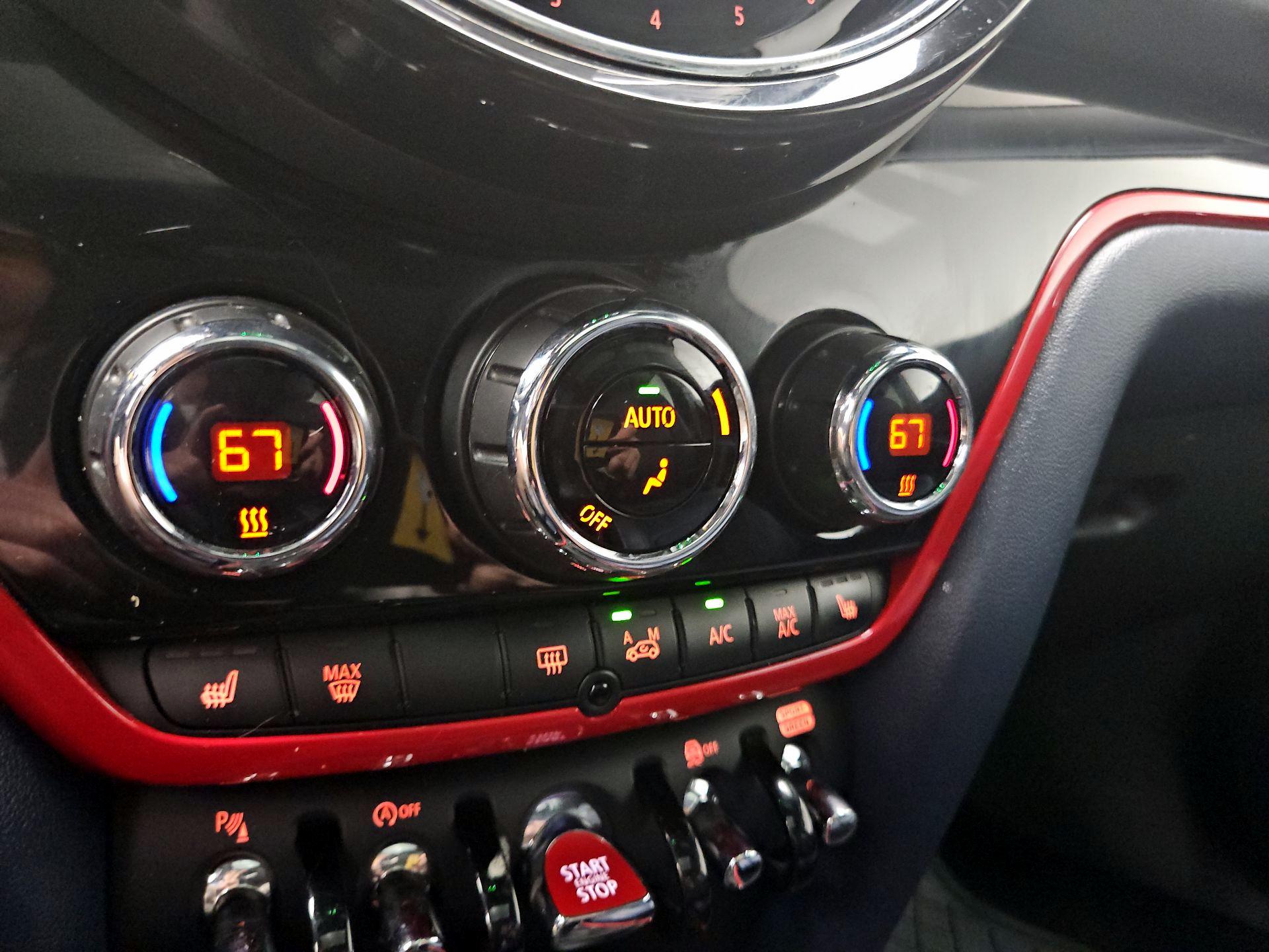 Thumbnail: 2023 MINI Cooper Countryman - 17