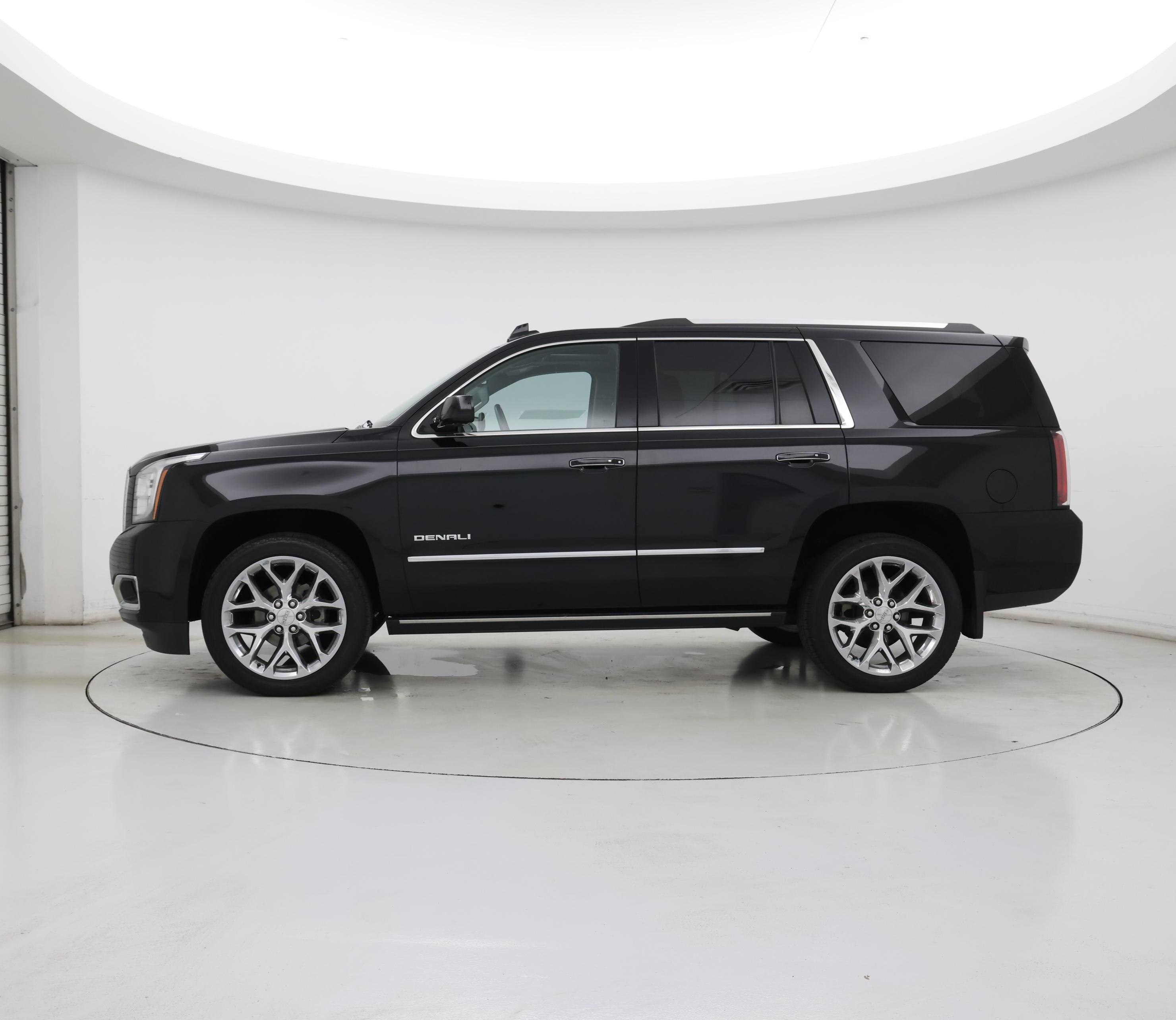 Thumbnail: 2019 GMC Yukon - 3