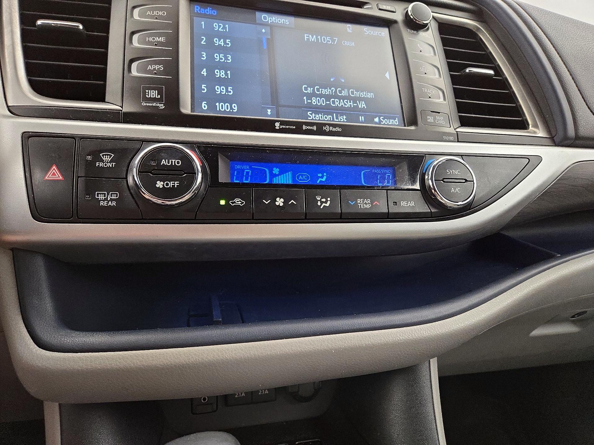 Thumbnail: 2017 Toyota Highlander - 16