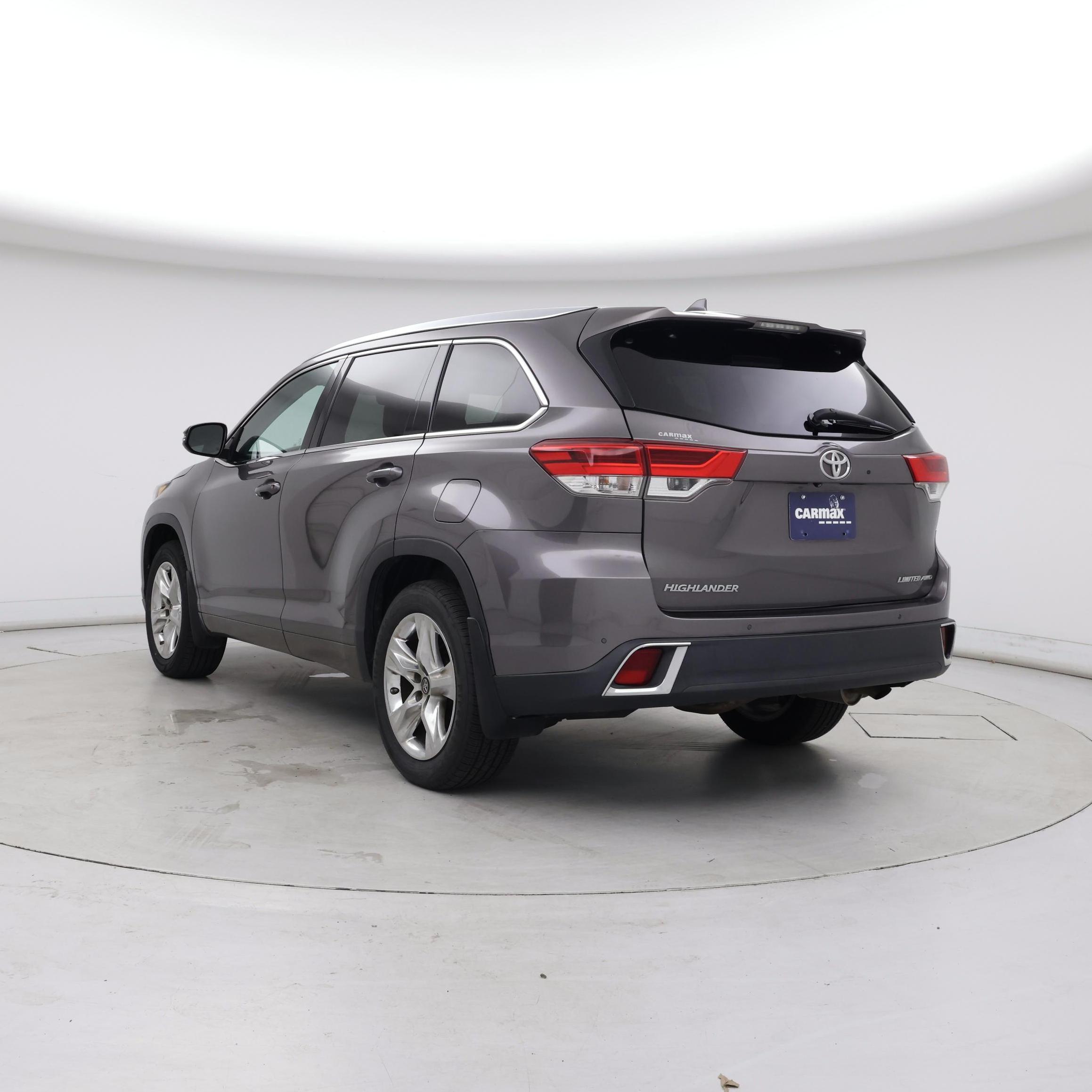 Thumbnail: 2017 Toyota Highlander - 2