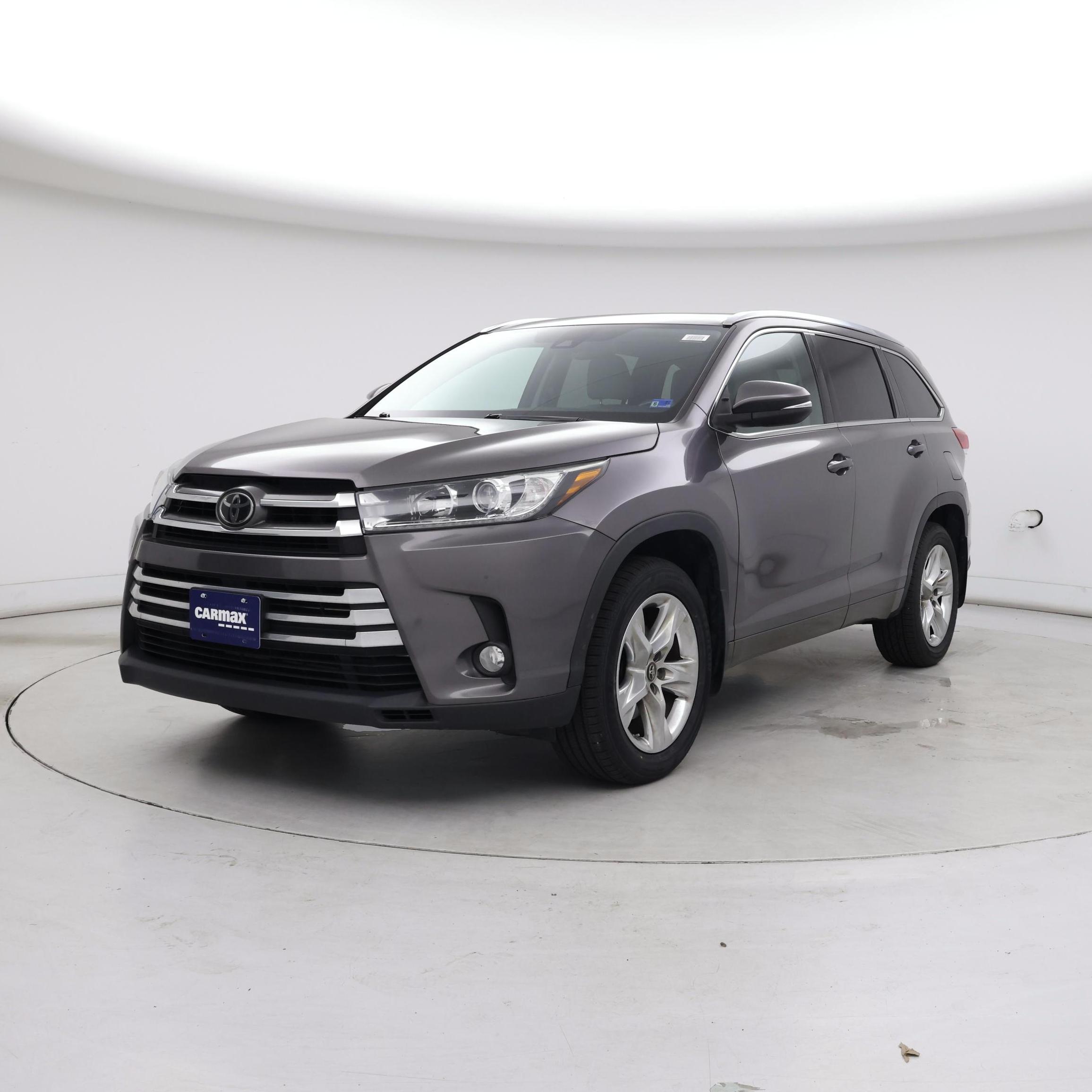 Thumbnail: 2017 Toyota Highlander - 4