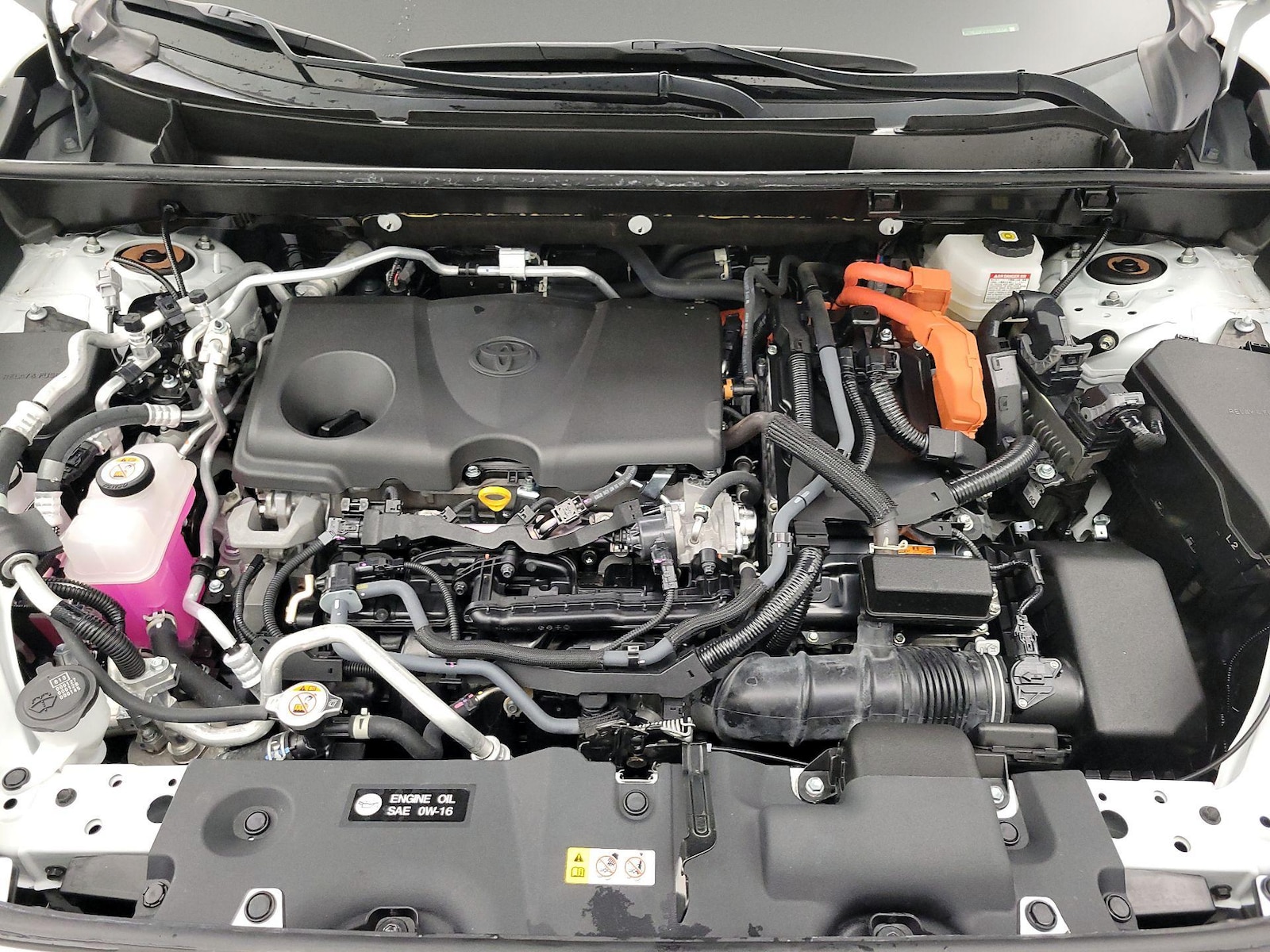 2023 Toyota RAV4 XSE - Photo 23