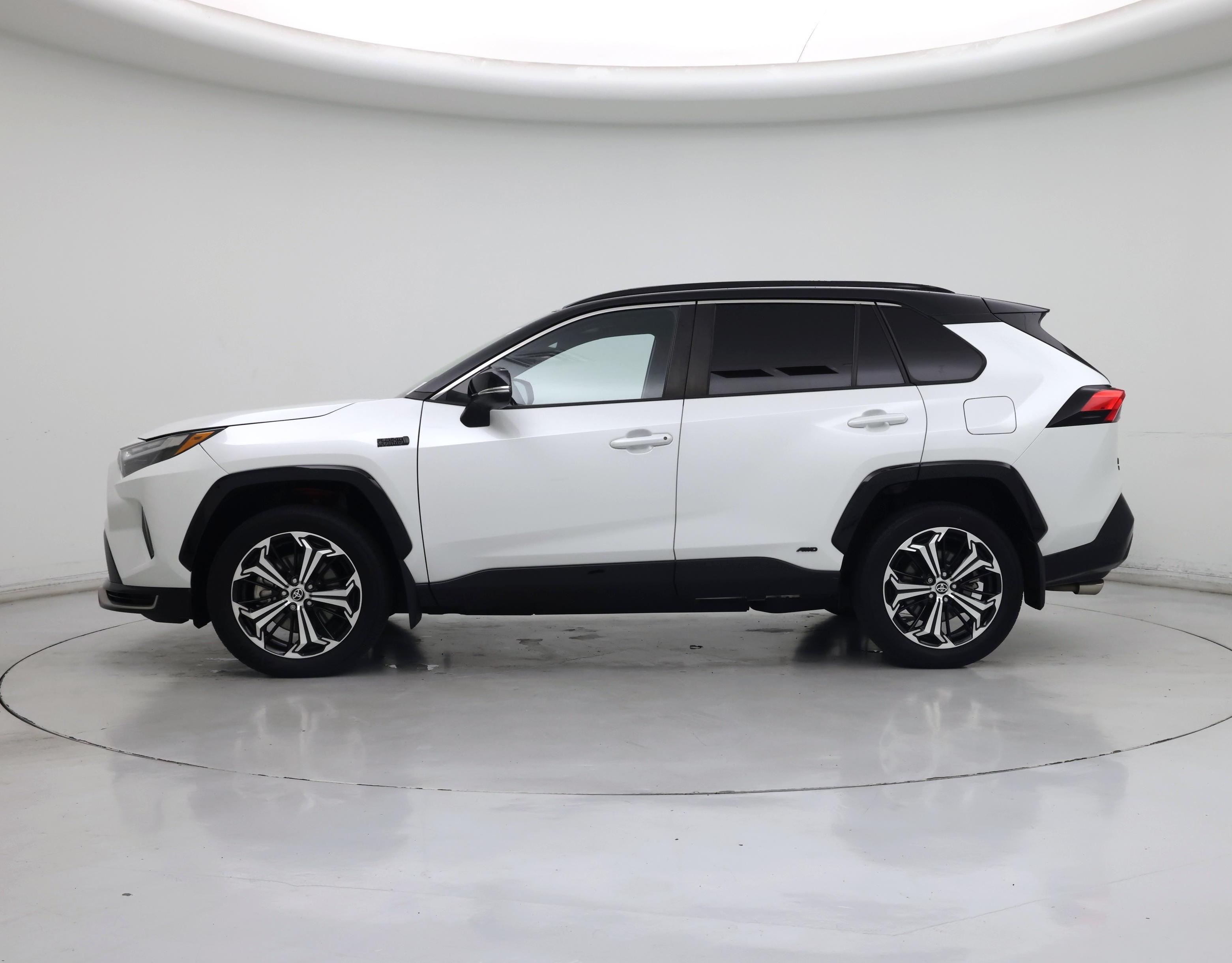 Thumbnail: 2023 Toyota RAV4 - 3