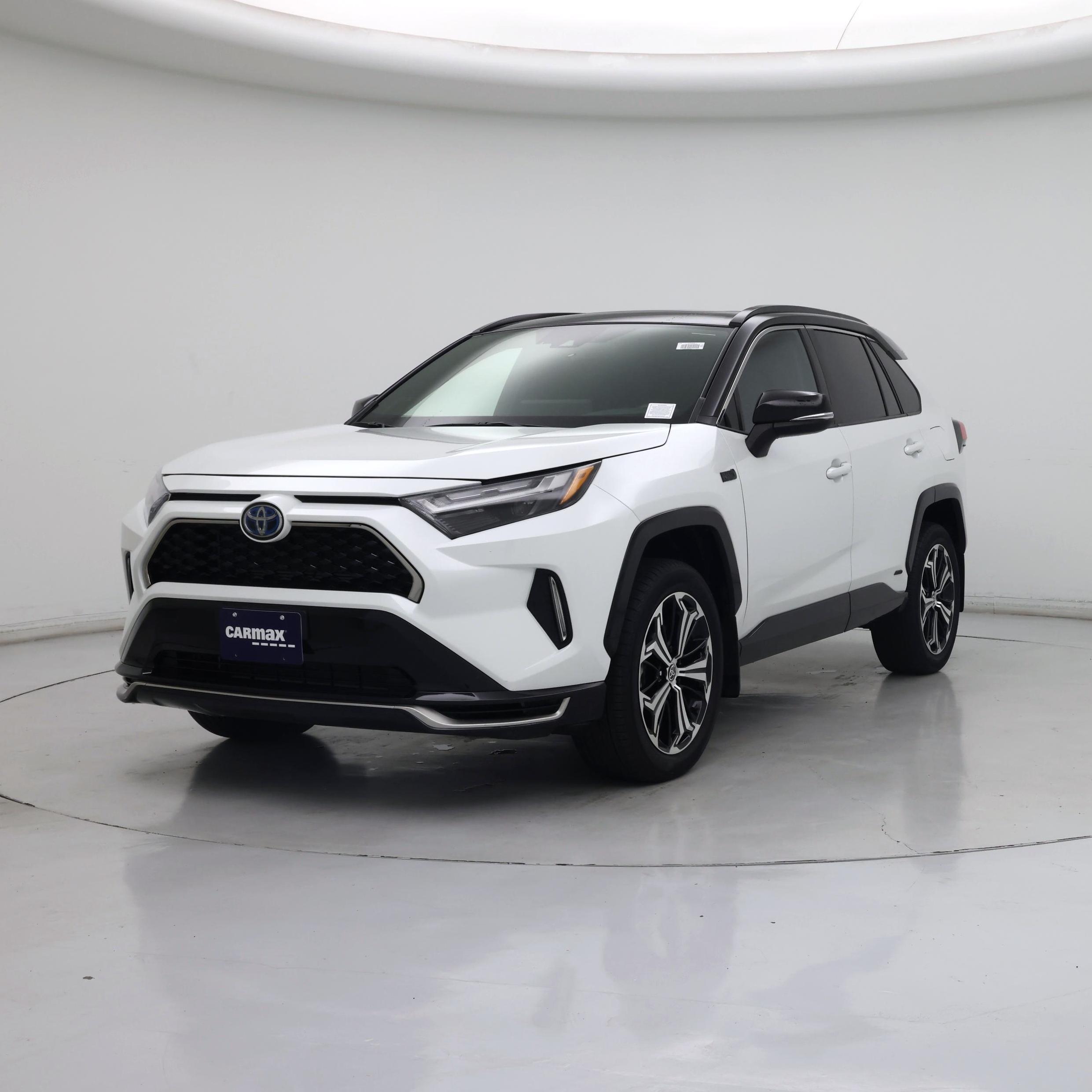 Thumbnail: 2023 Toyota RAV4 - 4