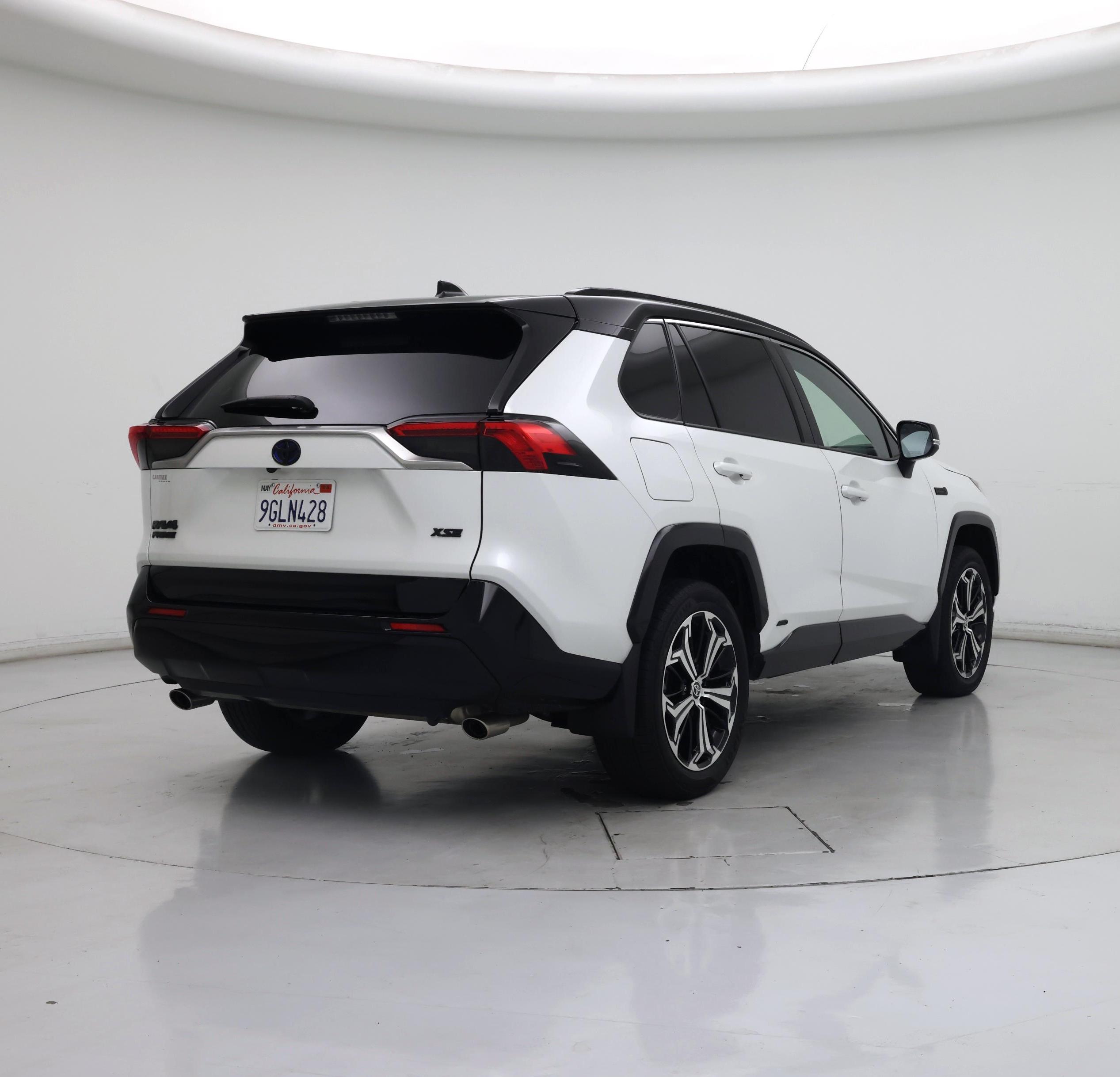 Thumbnail: 2023 Toyota RAV4 - 8