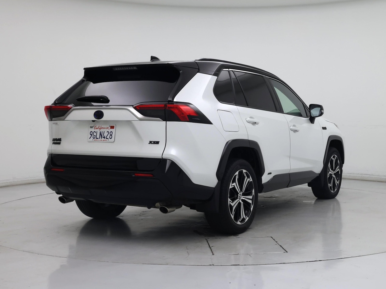 2023 Toyota RAV4 XSE - Photo 9
