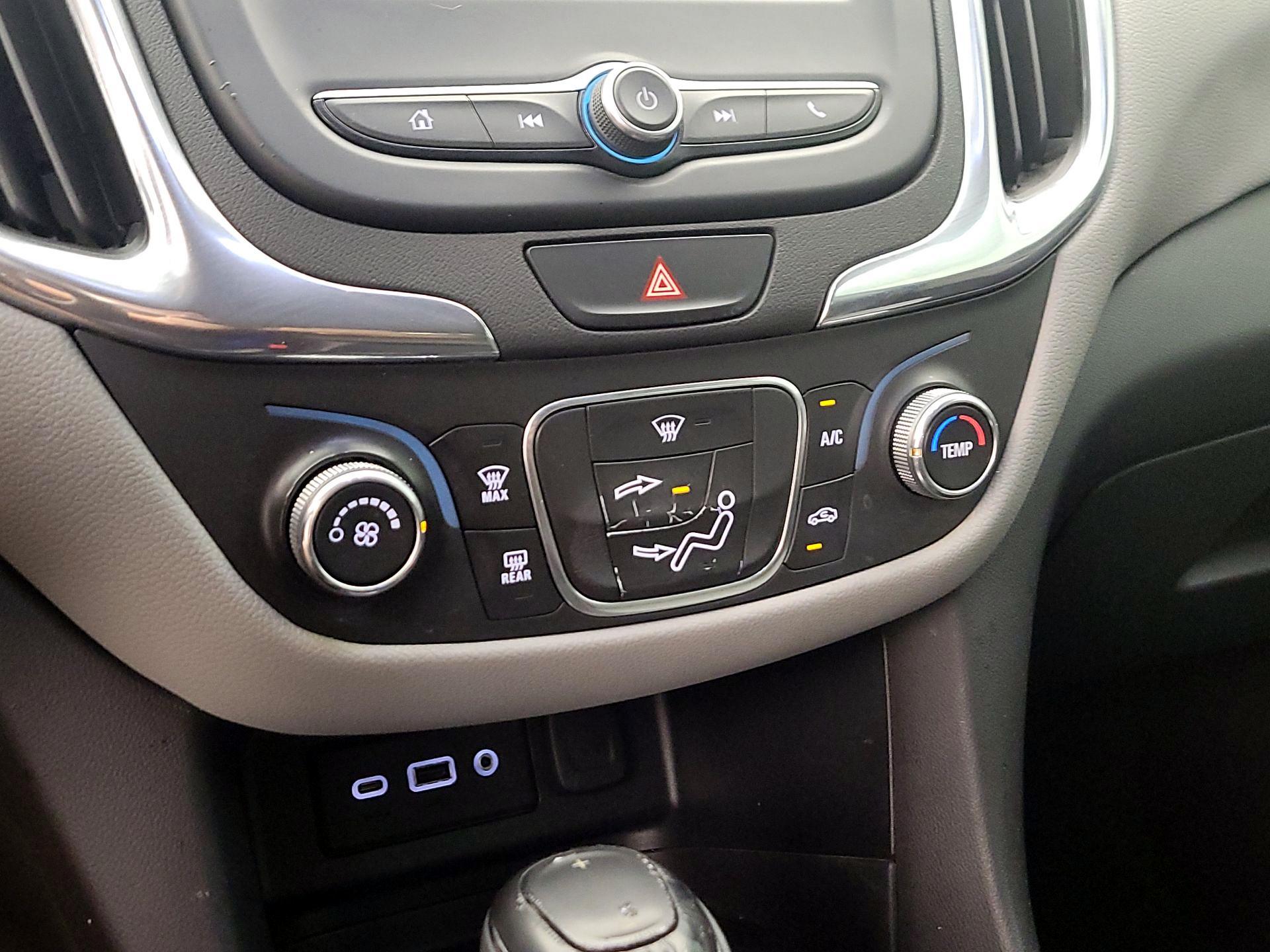Thumbnail: 2020 Chevrolet Equinox - 16