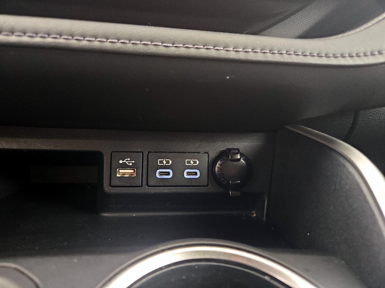 2023 Toyota Highlander XLE - Photo 19