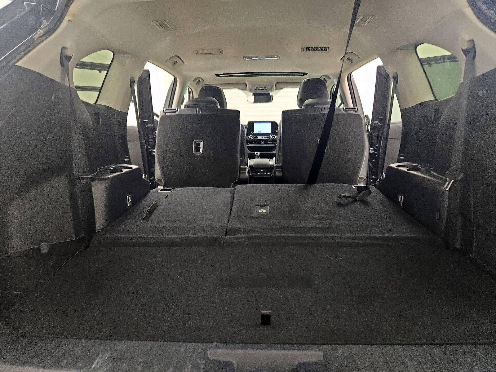 2023 Toyota Highlander XLE - Photo 24