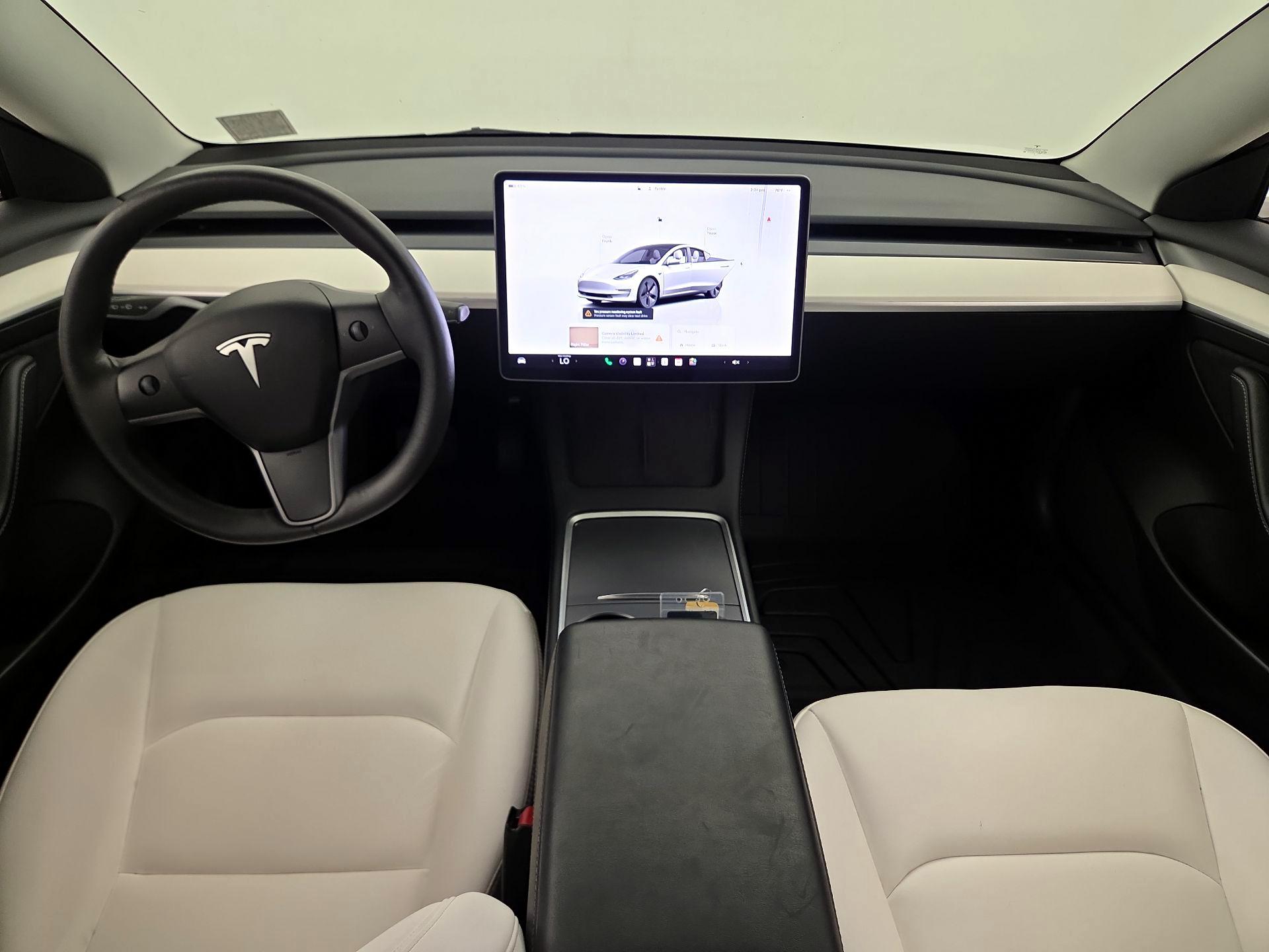 Thumbnail: 2023 Tesla Model 3 - 9
