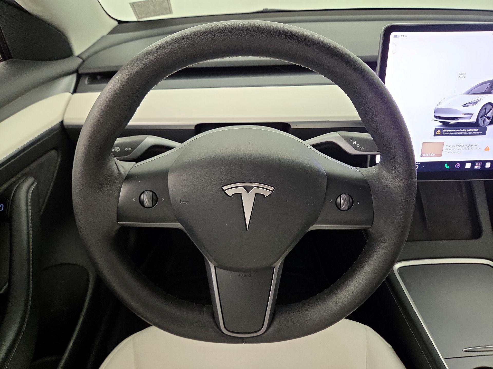 Thumbnail: 2023 Tesla Model 3 - 10