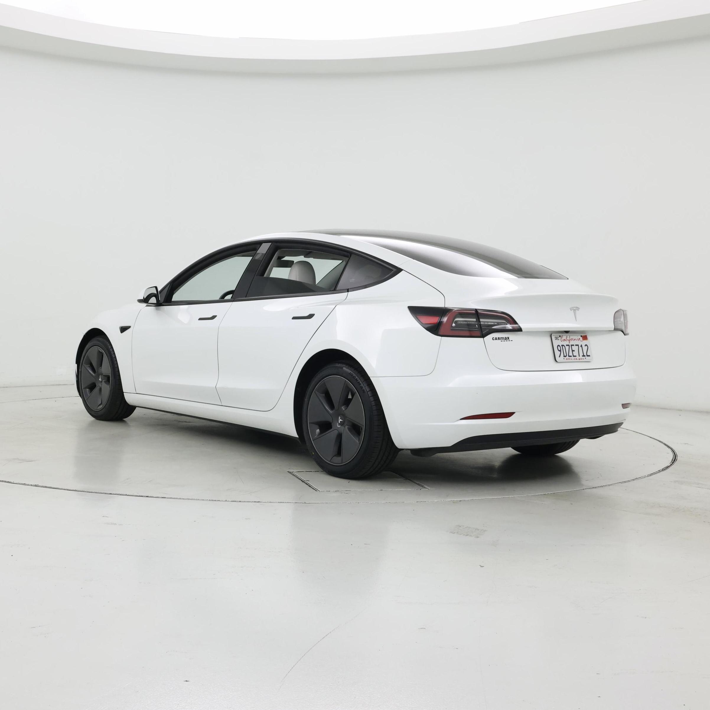 Thumbnail: 2023 Tesla Model 3 - 2