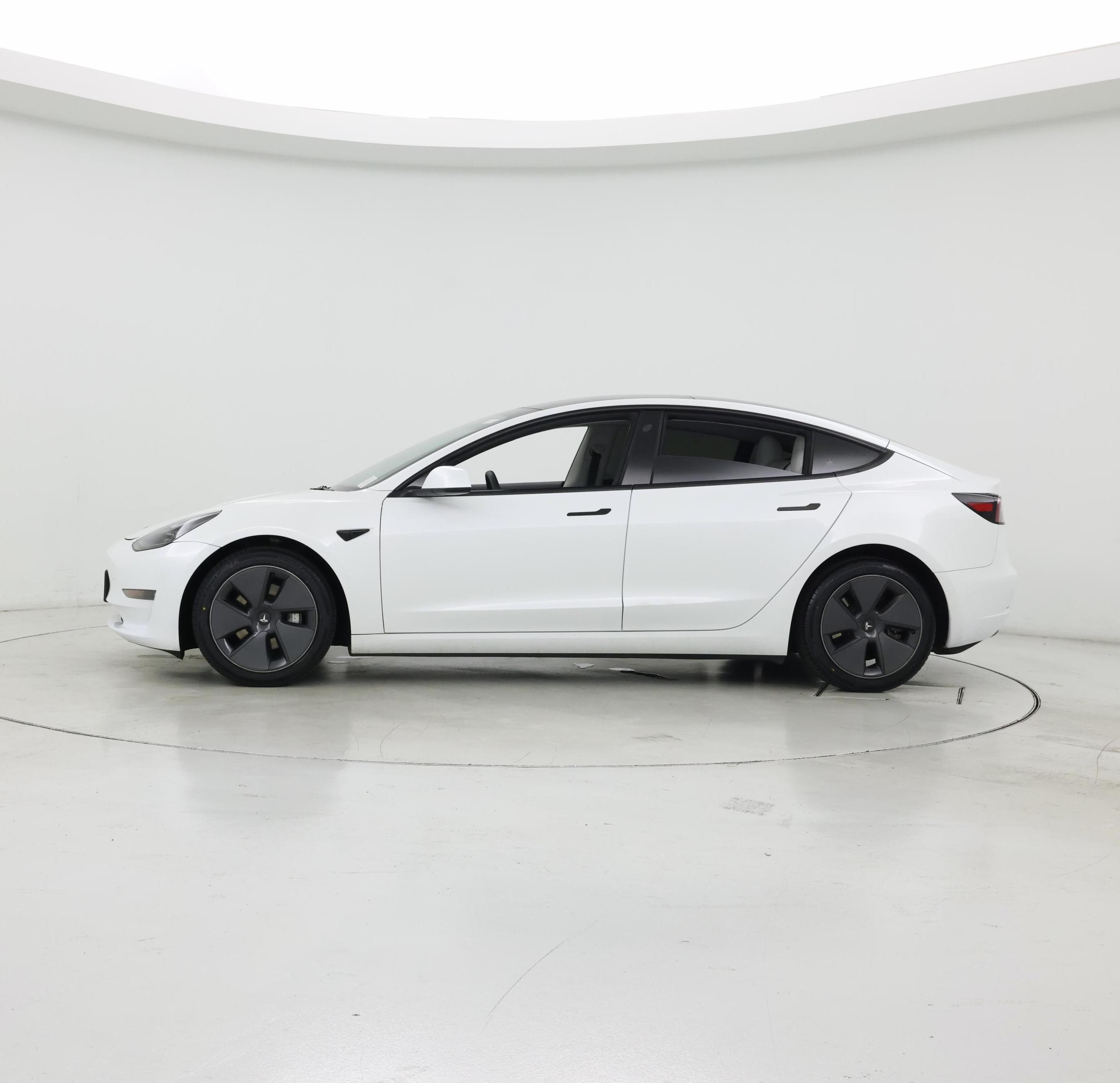 Thumbnail: 2023 Tesla Model 3 - 3