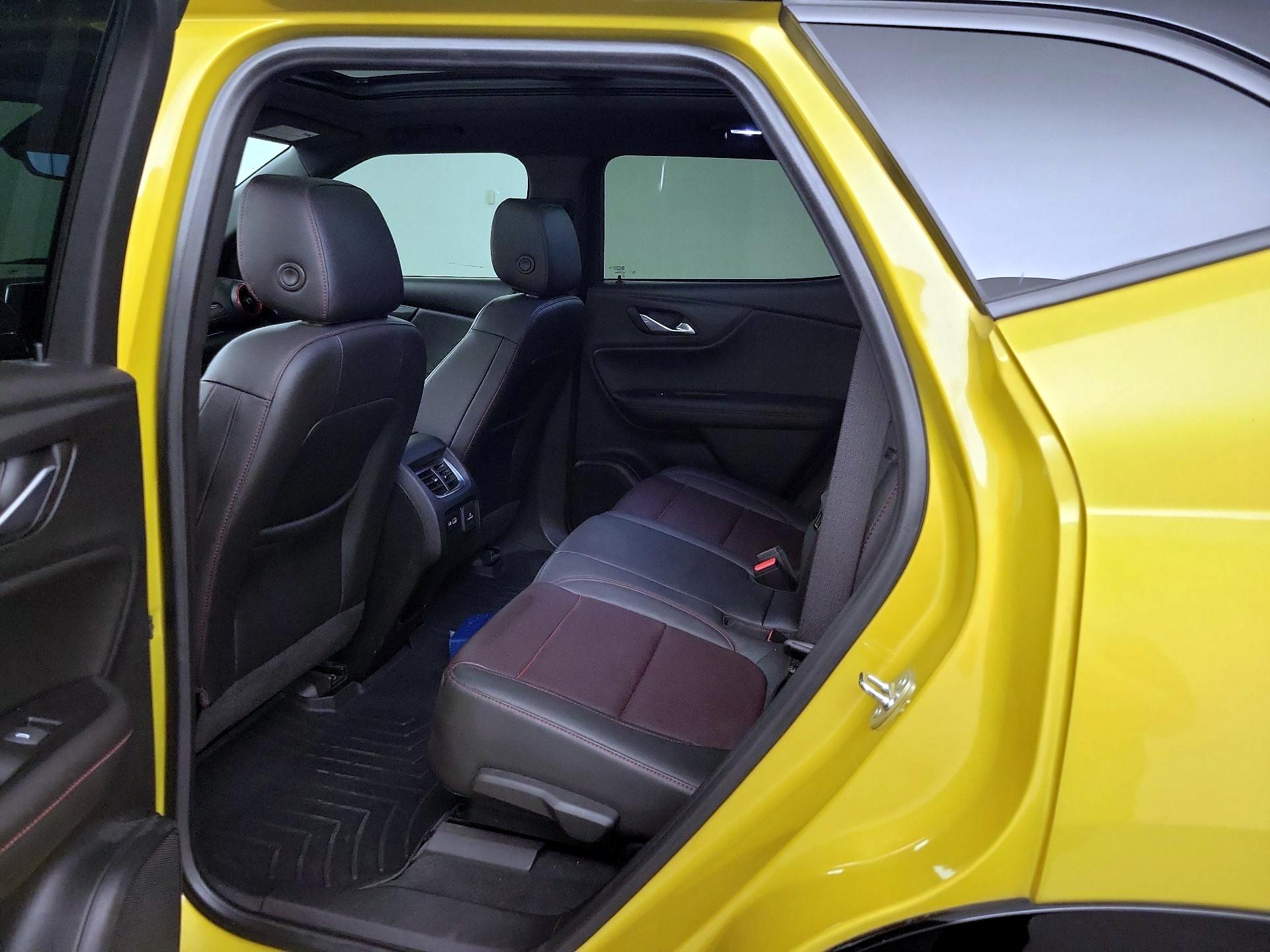 Thumbnail: 2022 Chevrolet Blazer - 18