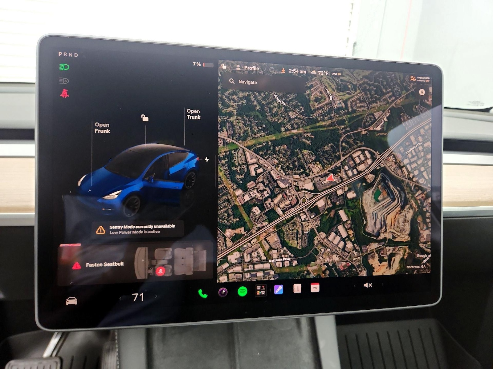 2025 Tesla Model Y Long Range - Photo 14