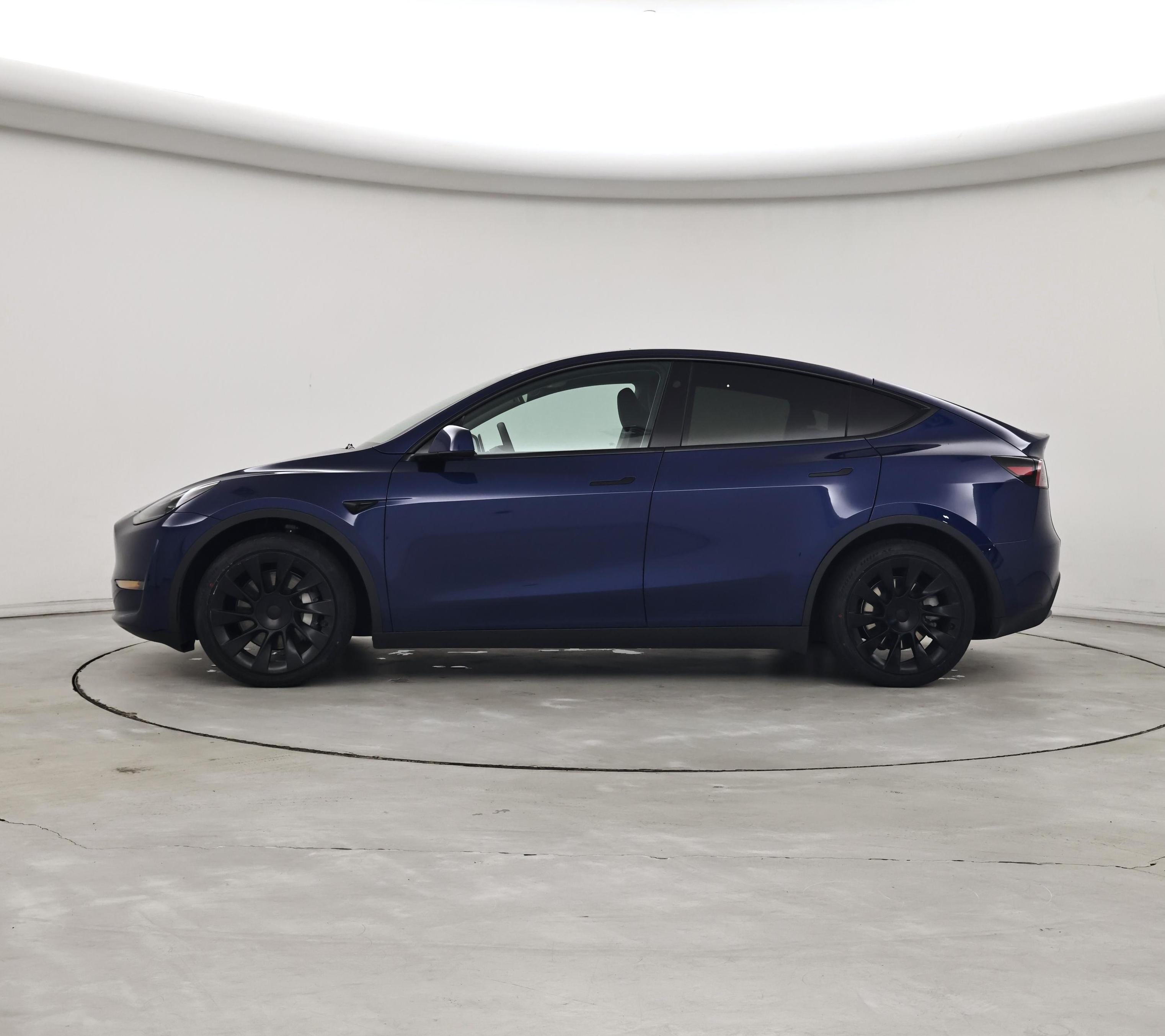 Thumbnail: 2025 Tesla Model Y - 3