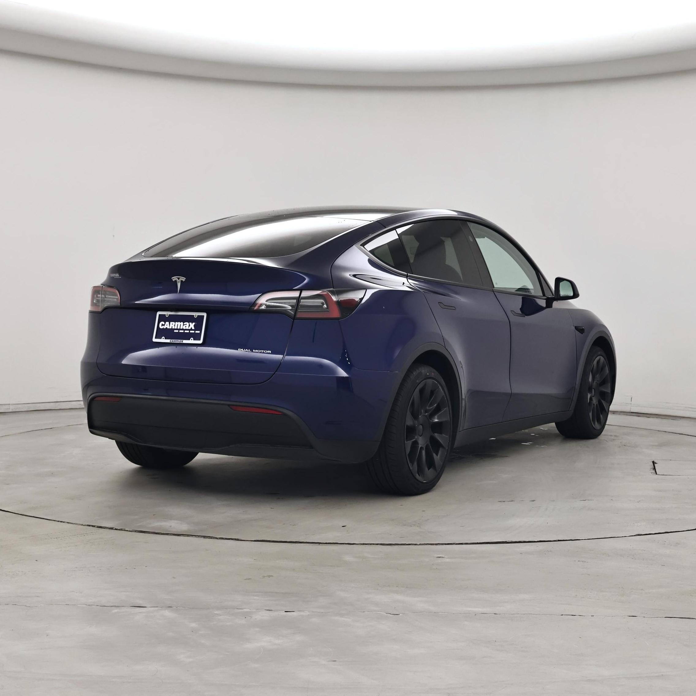 Thumbnail: 2025 Tesla Model Y - 8