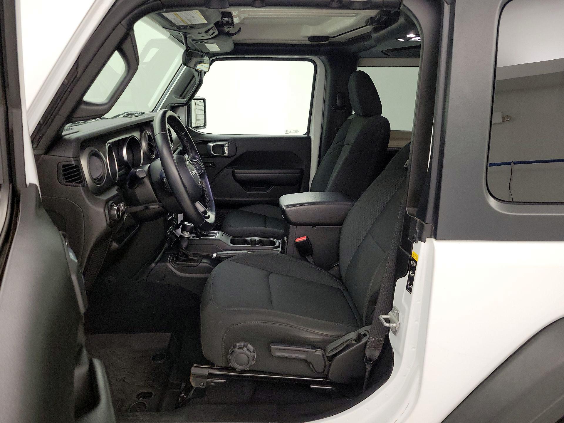 Thumbnail: 2021 Jeep Wrangler - 11
