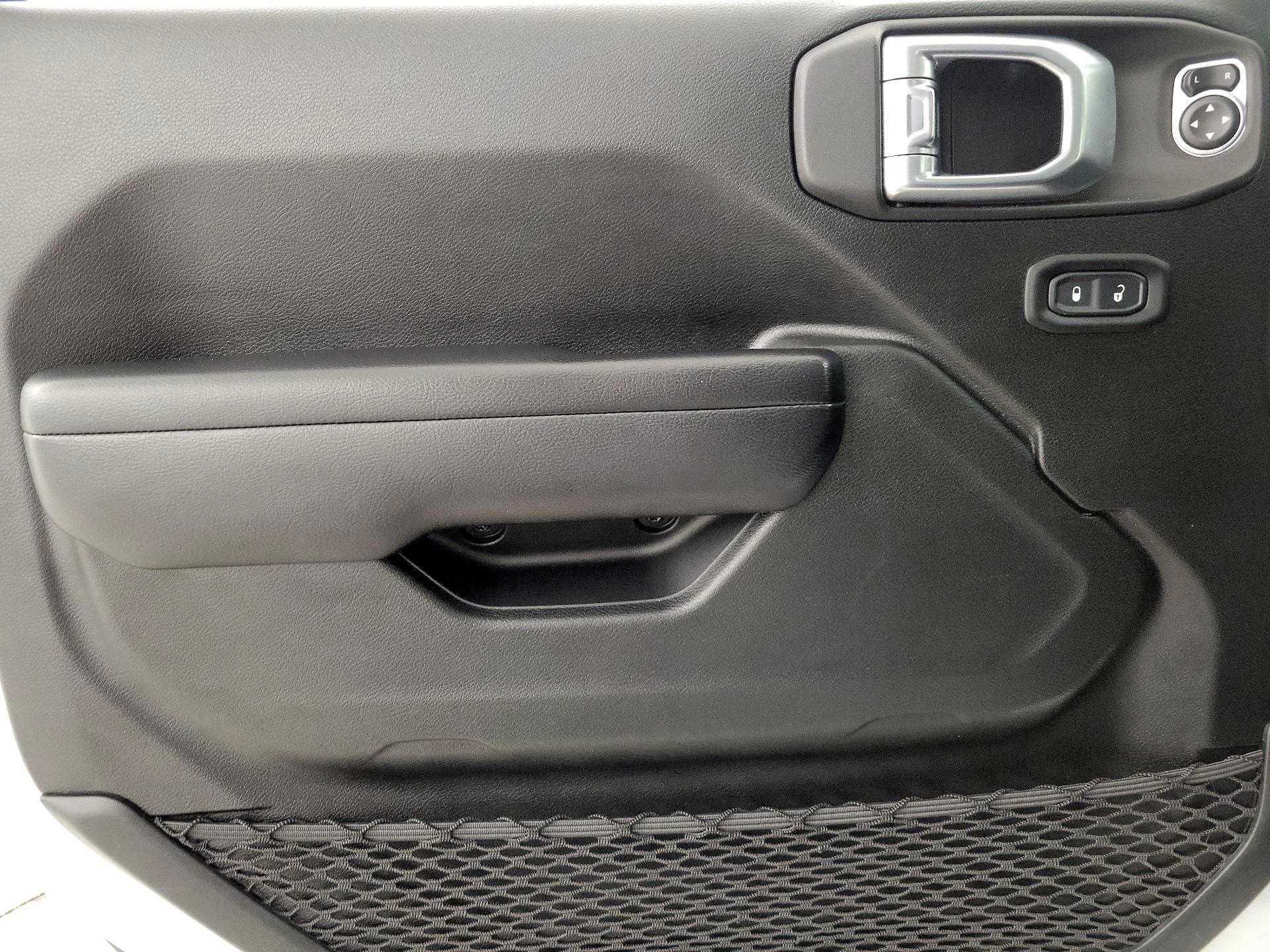 Thumbnail: 2021 Jeep Wrangler - 12