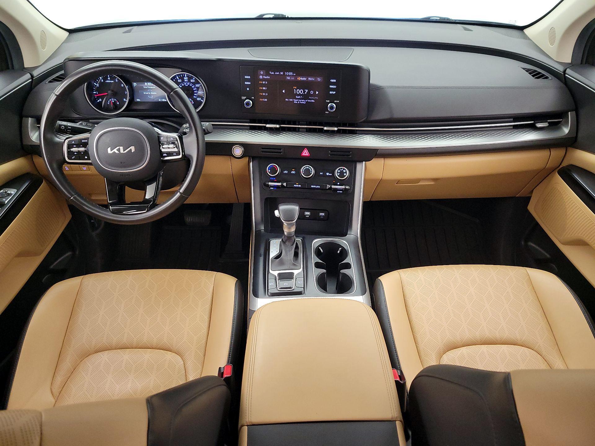 Thumbnail: 2024 Kia Carnival - 9