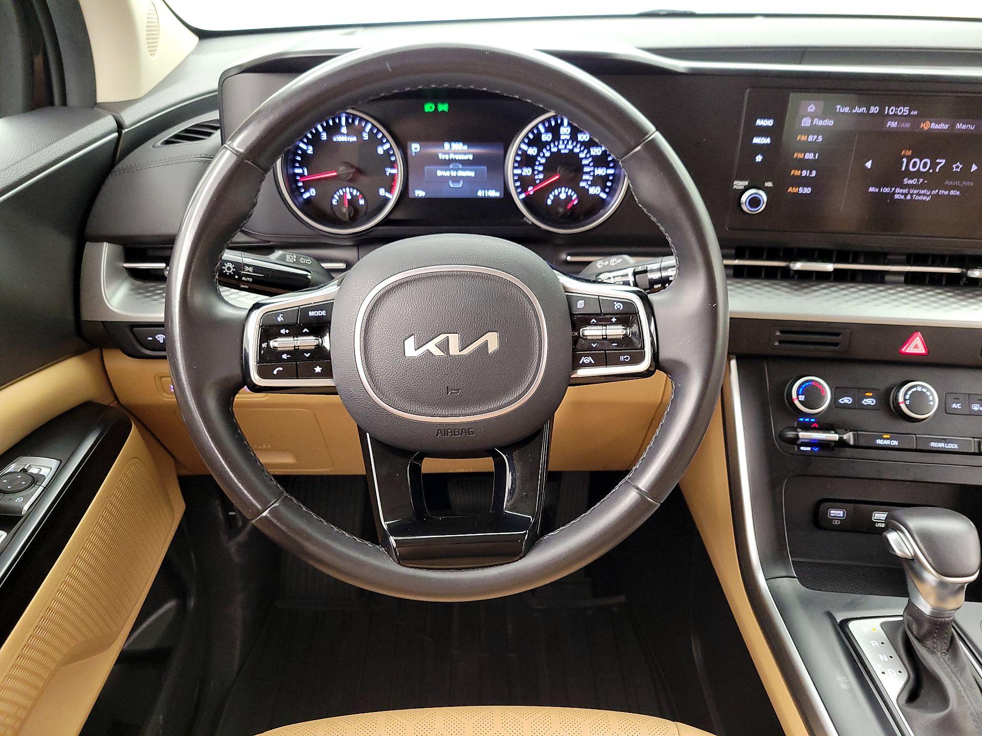 Thumbnail: 2024 Kia Carnival - 10