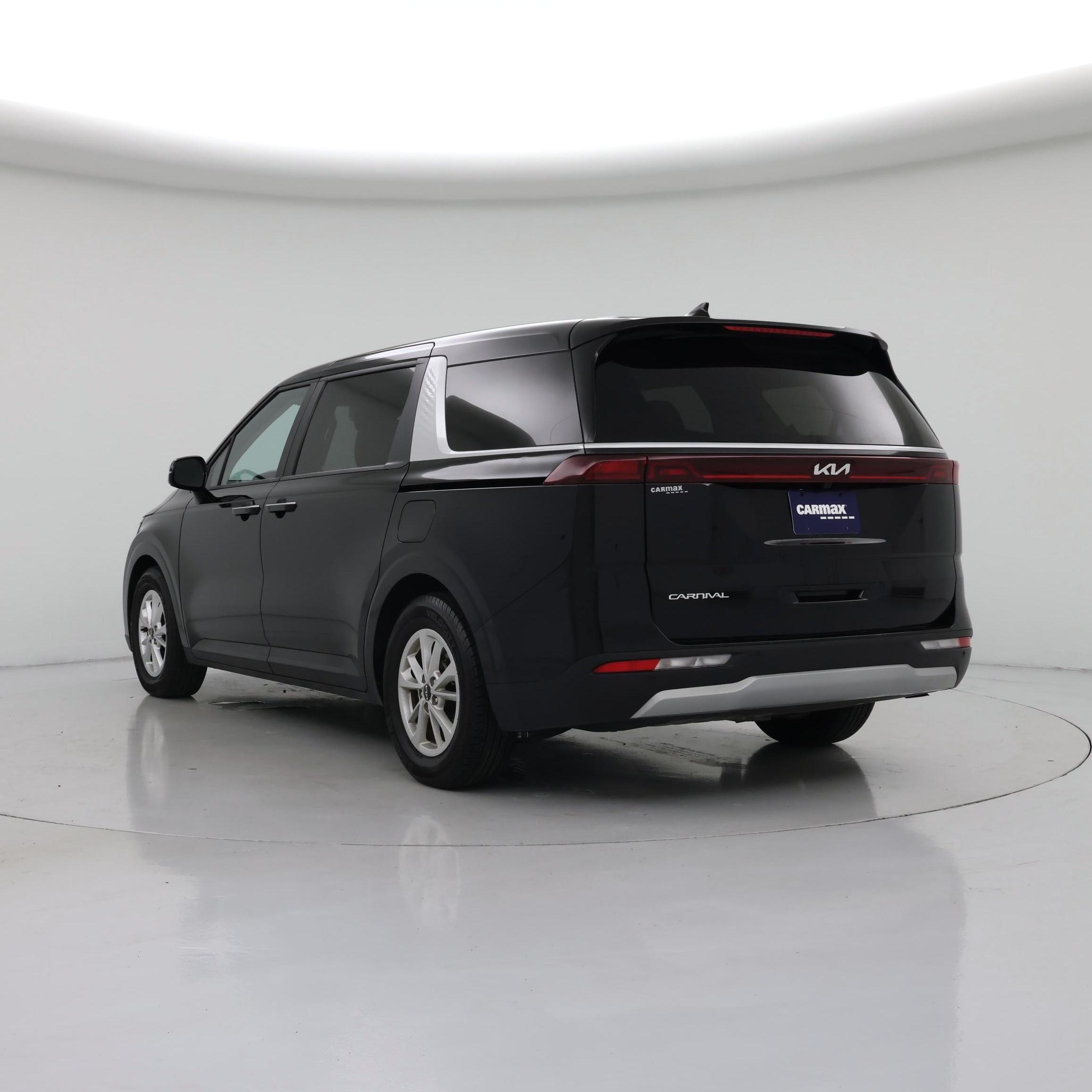 Thumbnail: 2024 Kia Carnival - 2