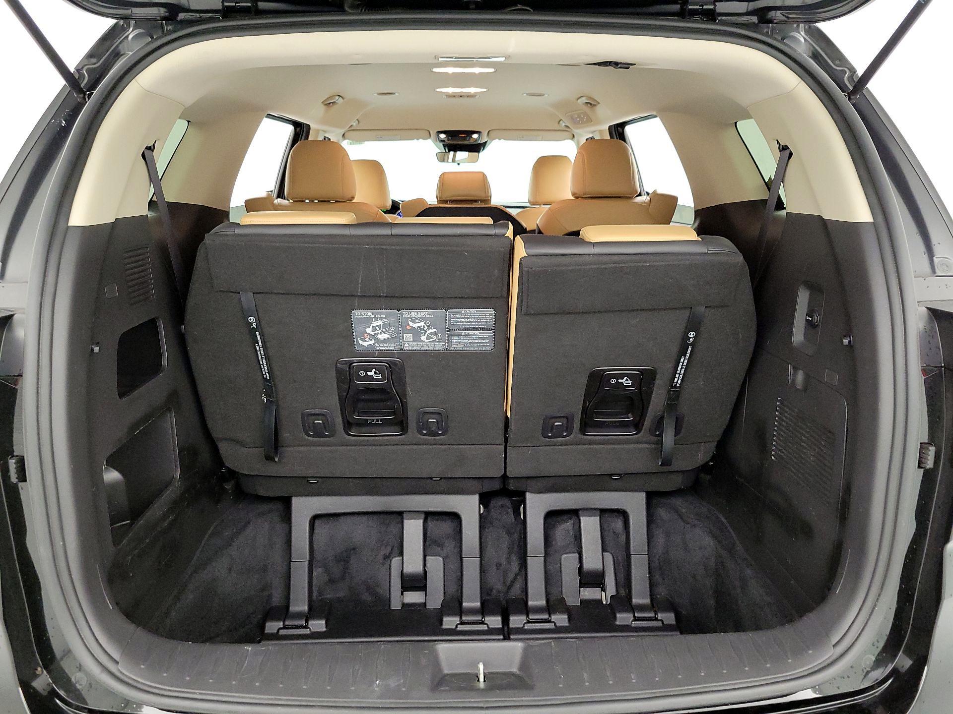 Thumbnail: 2024 Kia Carnival - 20