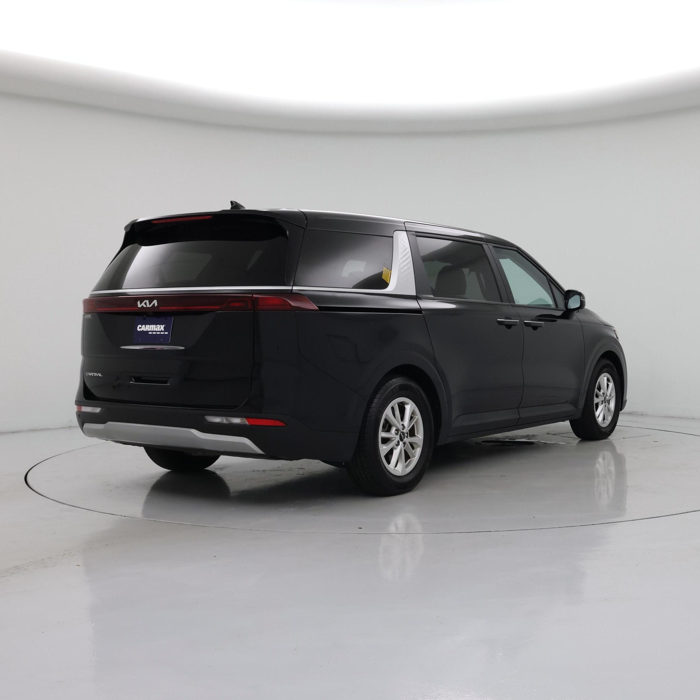 Thumbnail: 2024 Kia Carnival - 8