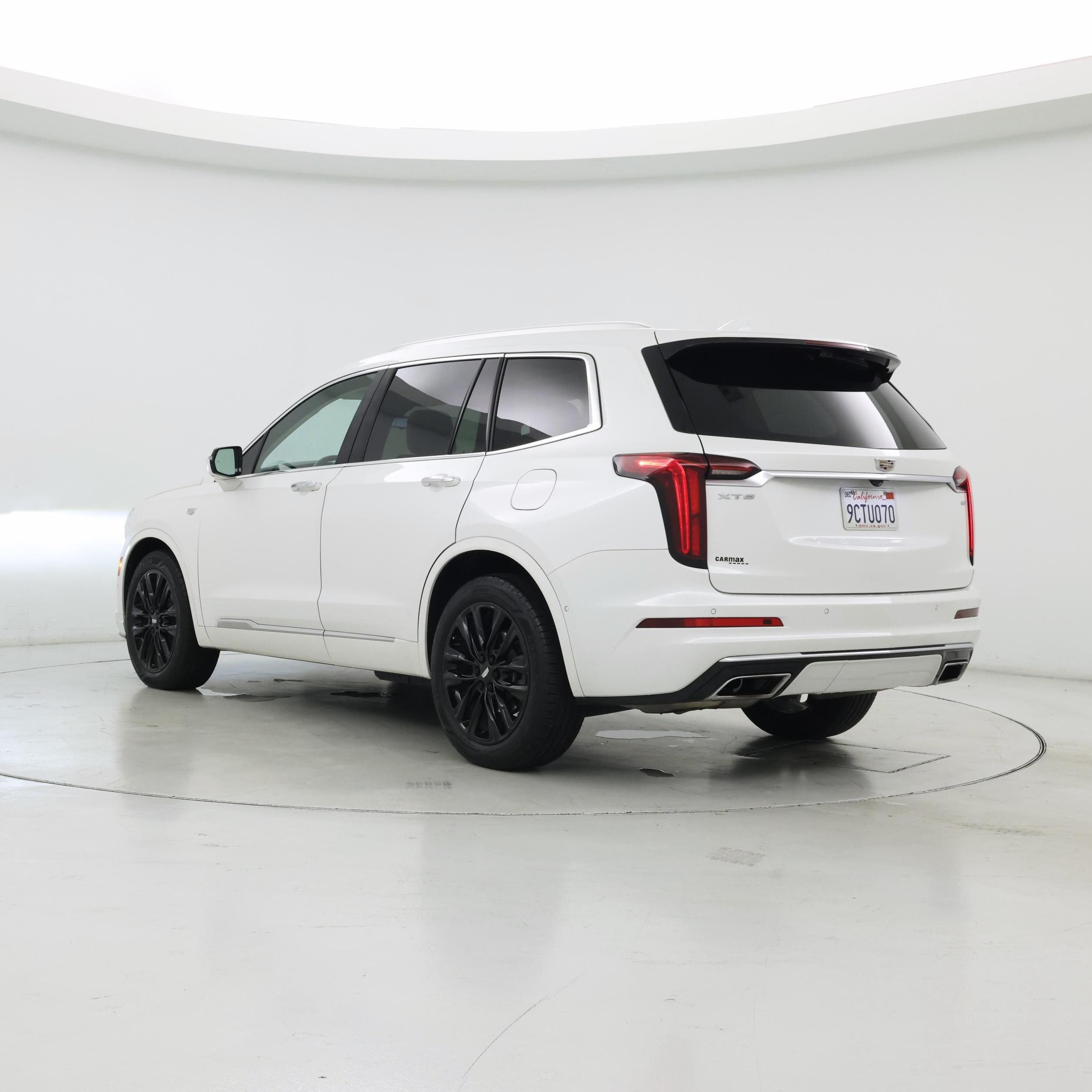 Thumbnail: 2022 Cadillac XT6 - 2