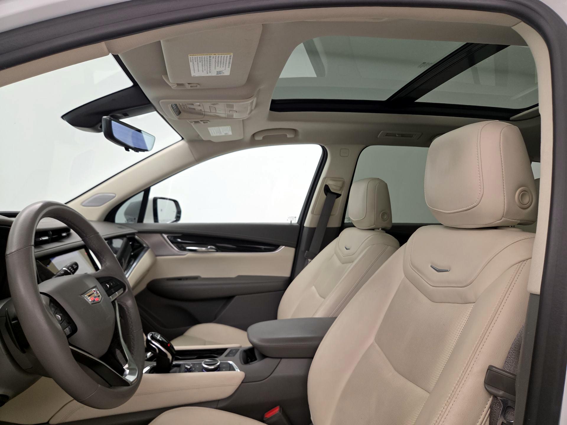 Thumbnail: 2022 Cadillac XT6 - 20