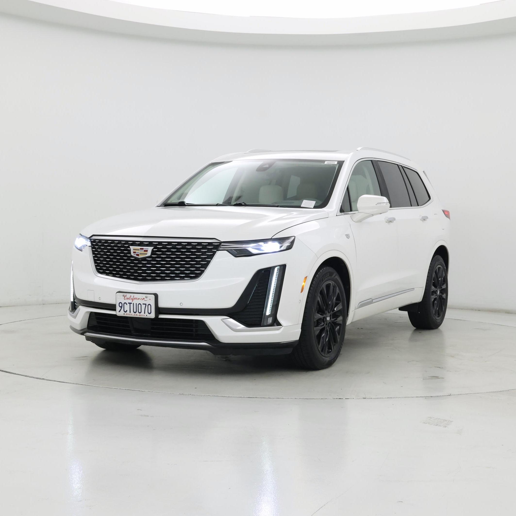 Thumbnail: 2022 Cadillac XT6 - 4