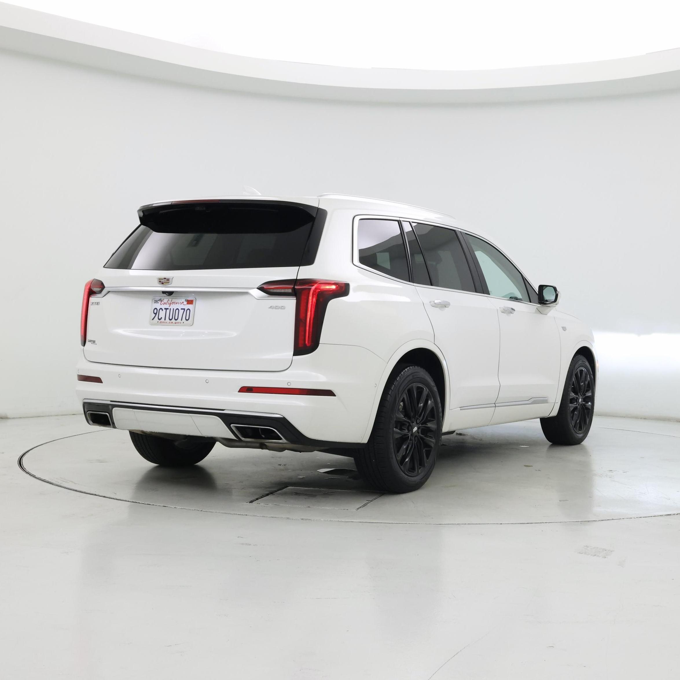 Thumbnail: 2022 Cadillac XT6 - 8