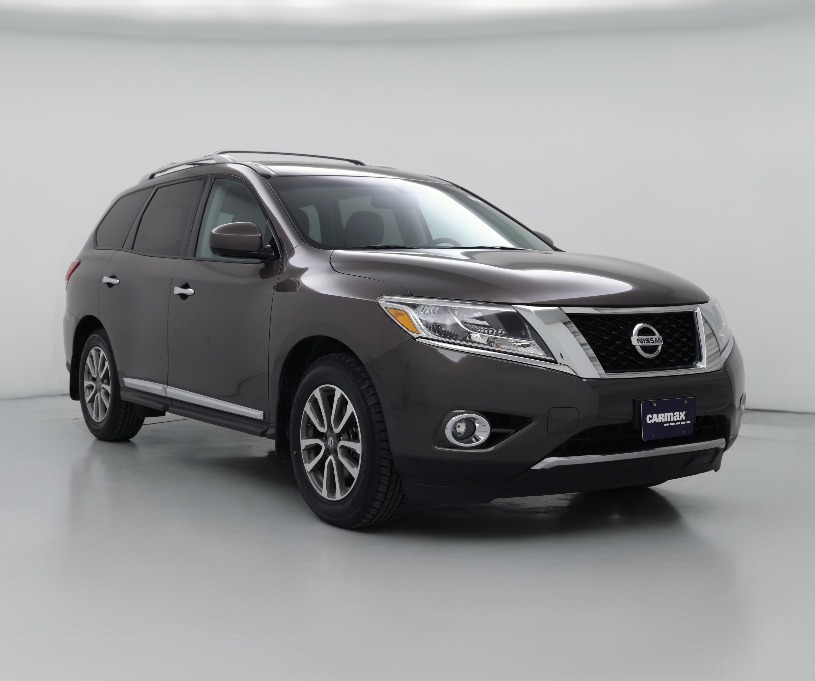 Thumbnail: 2016 Nissan Pathfinder - 1