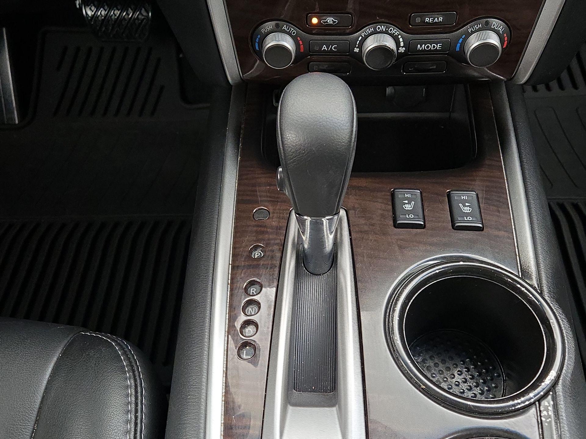 Thumbnail: 2016 Nissan Pathfinder - 18