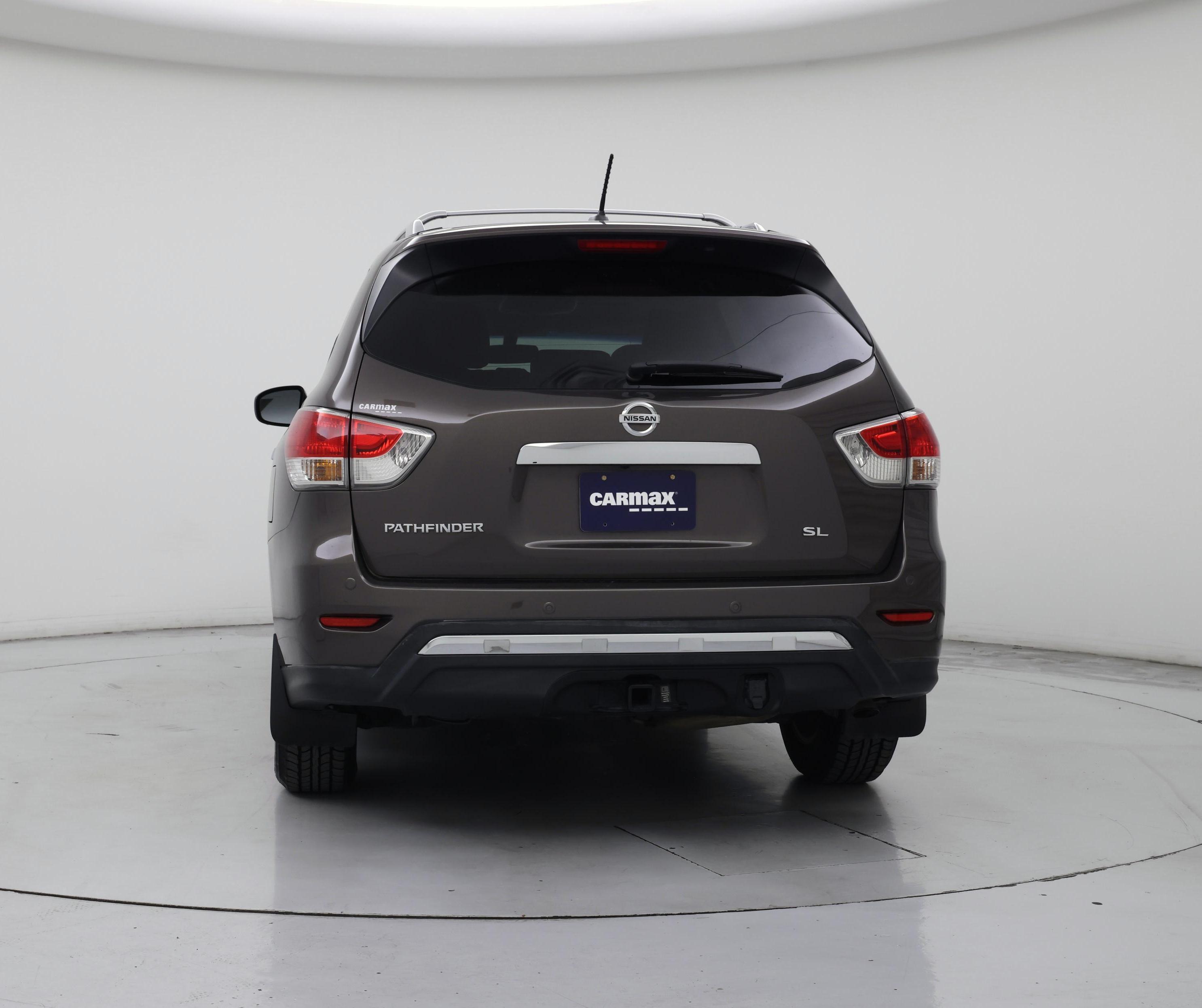 Thumbnail: 2016 Nissan Pathfinder - 6