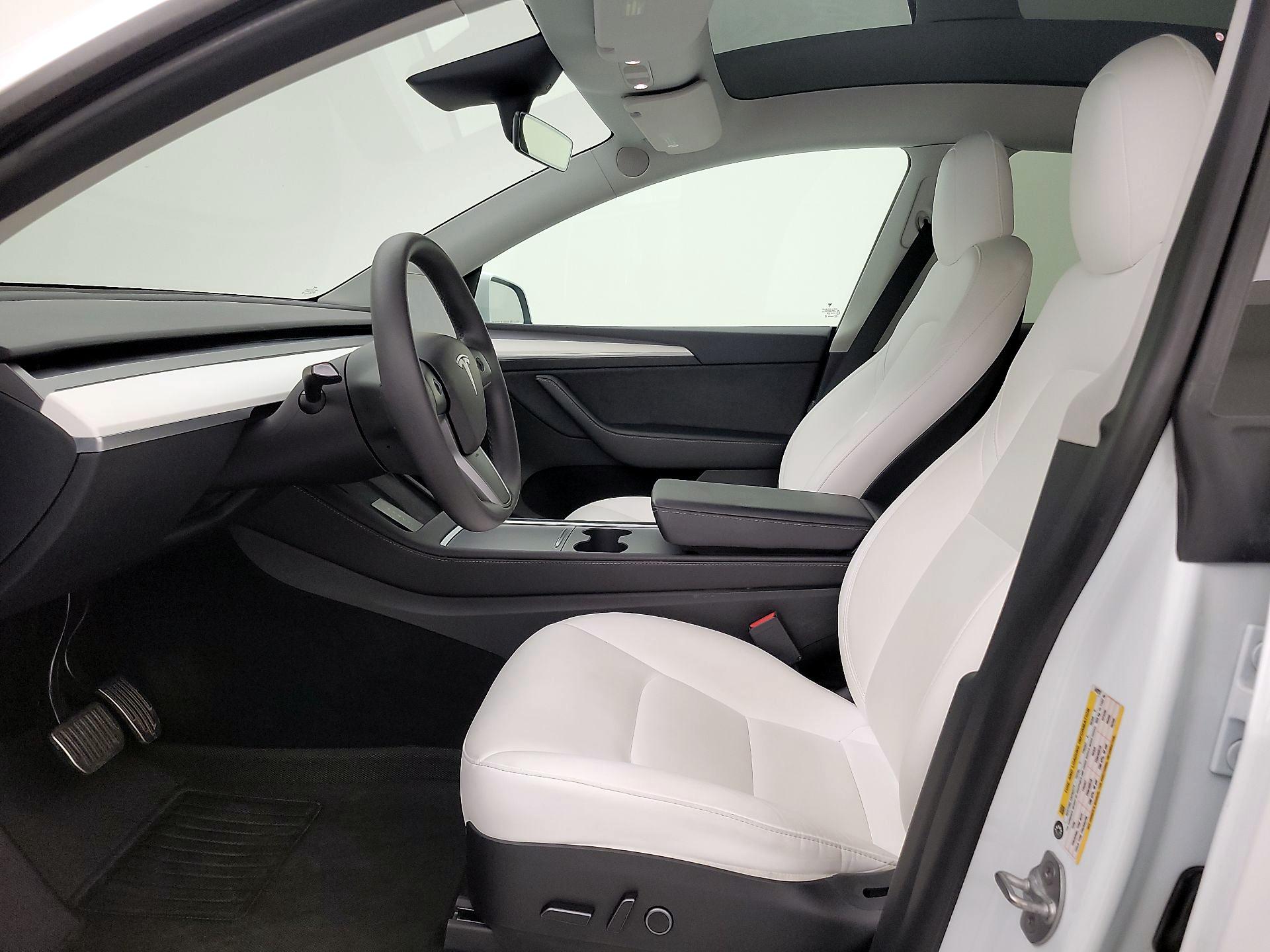 Thumbnail: 2023 Tesla Model Y - 11